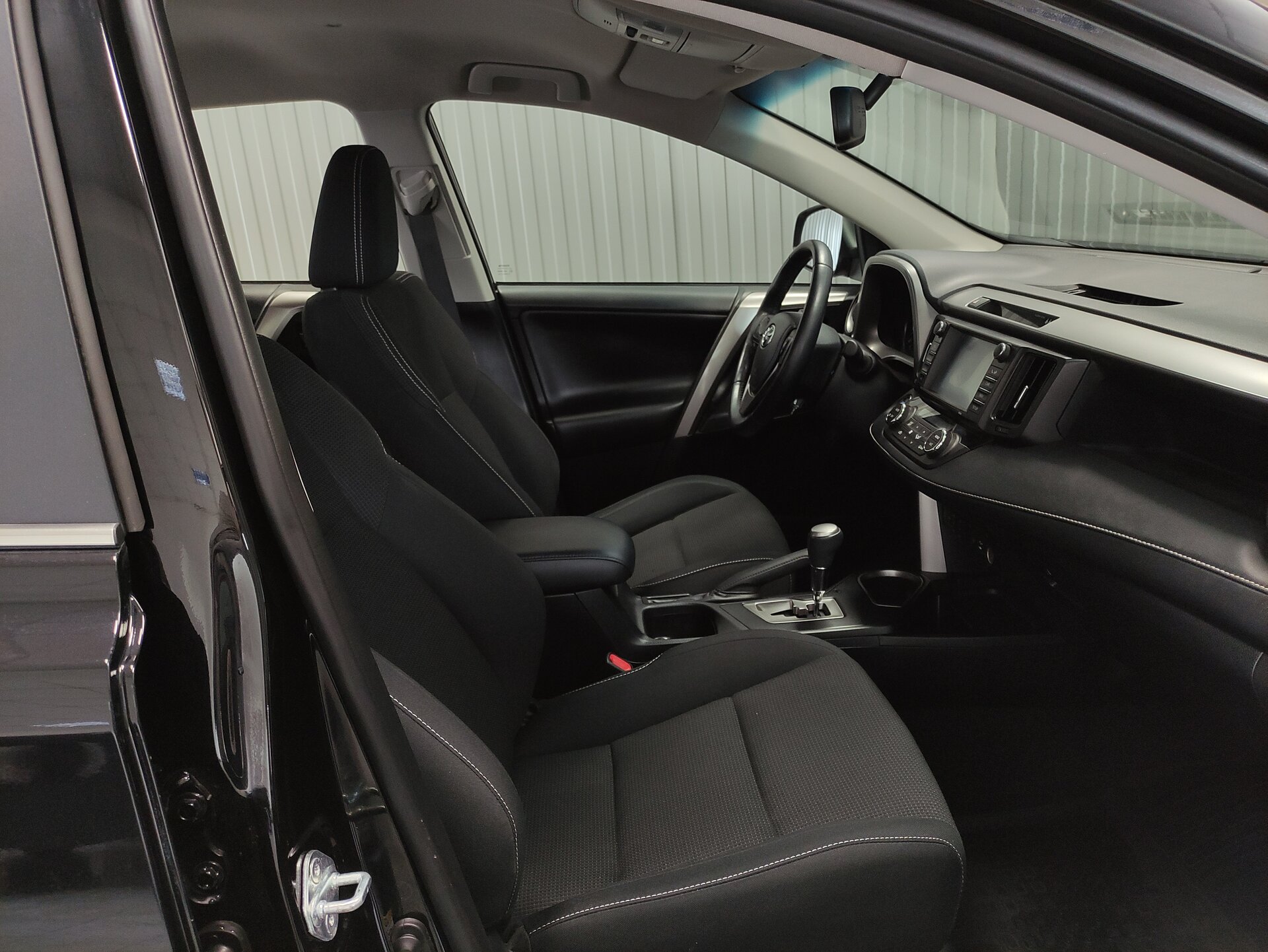 Toyota RAV4, IV (XA40) Рестайлинг 2017 Toyota RAV4, IV (XA40) Рестайлинг 2017