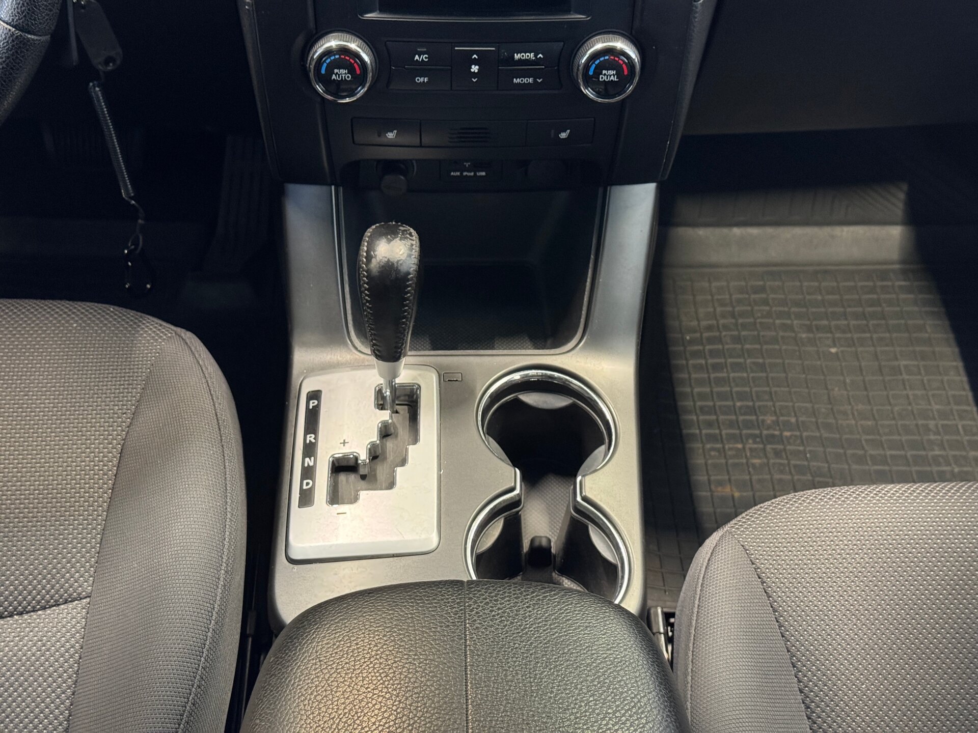 Kia Sorento, II Рестайлинг 2012