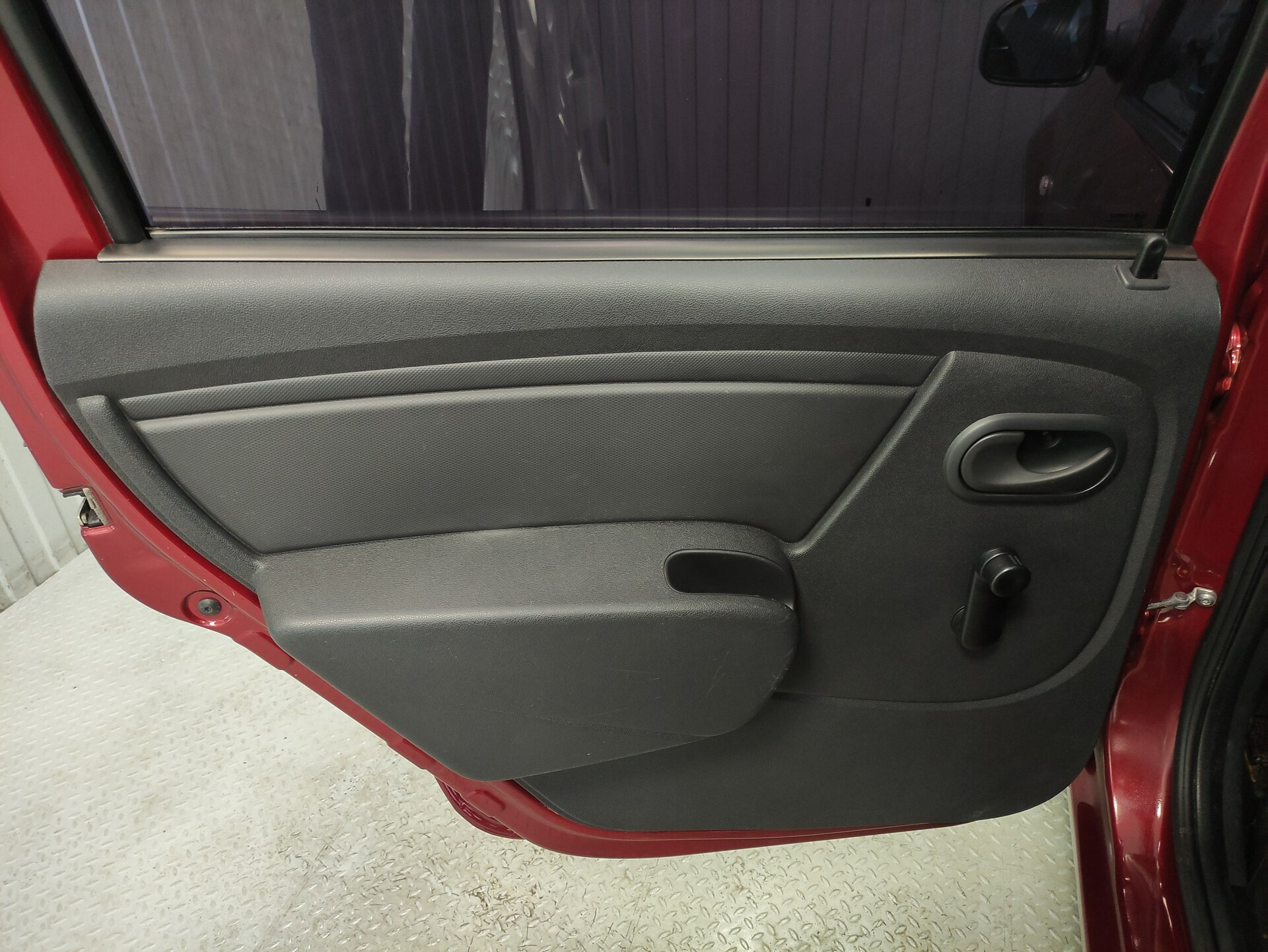 Renault Logan, I Рестайлинг 2011
