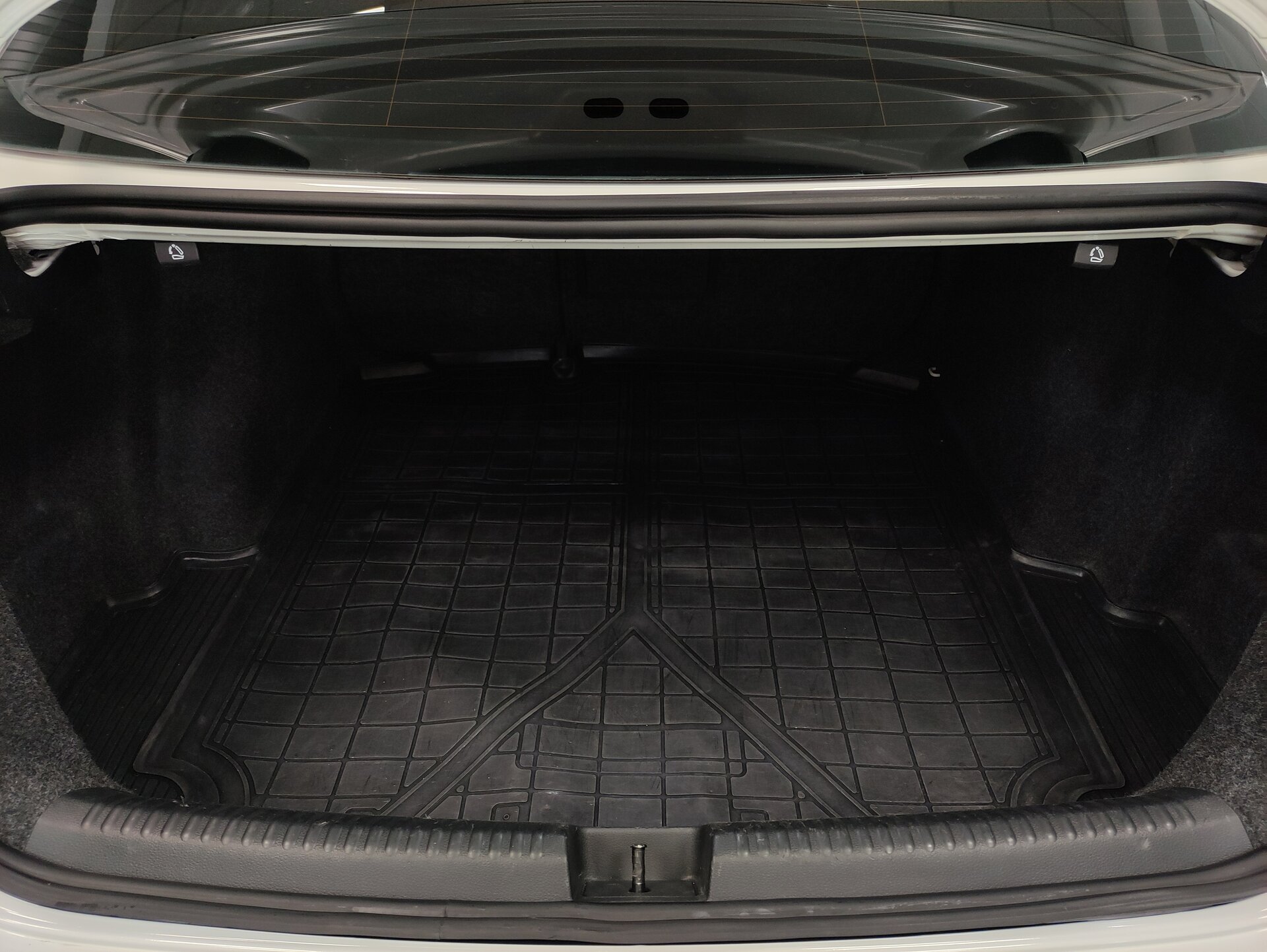 Volkswagen Jetta, VI 2014