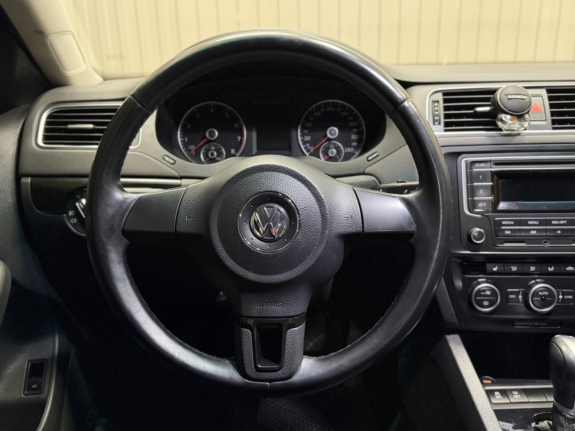 Volkswagen Jetta, VI 2013