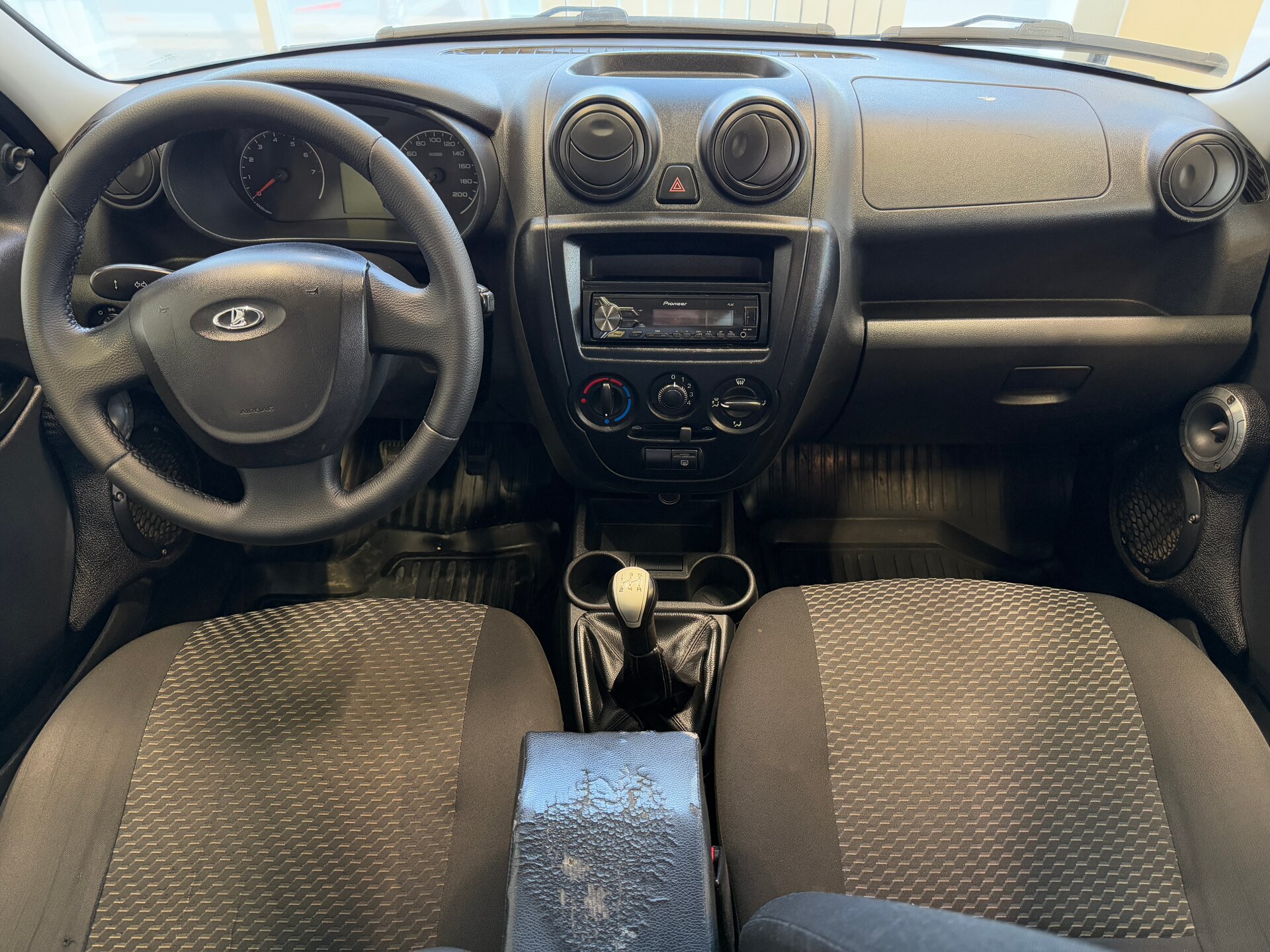 Lada (ВАЗ) Granta, I 2016