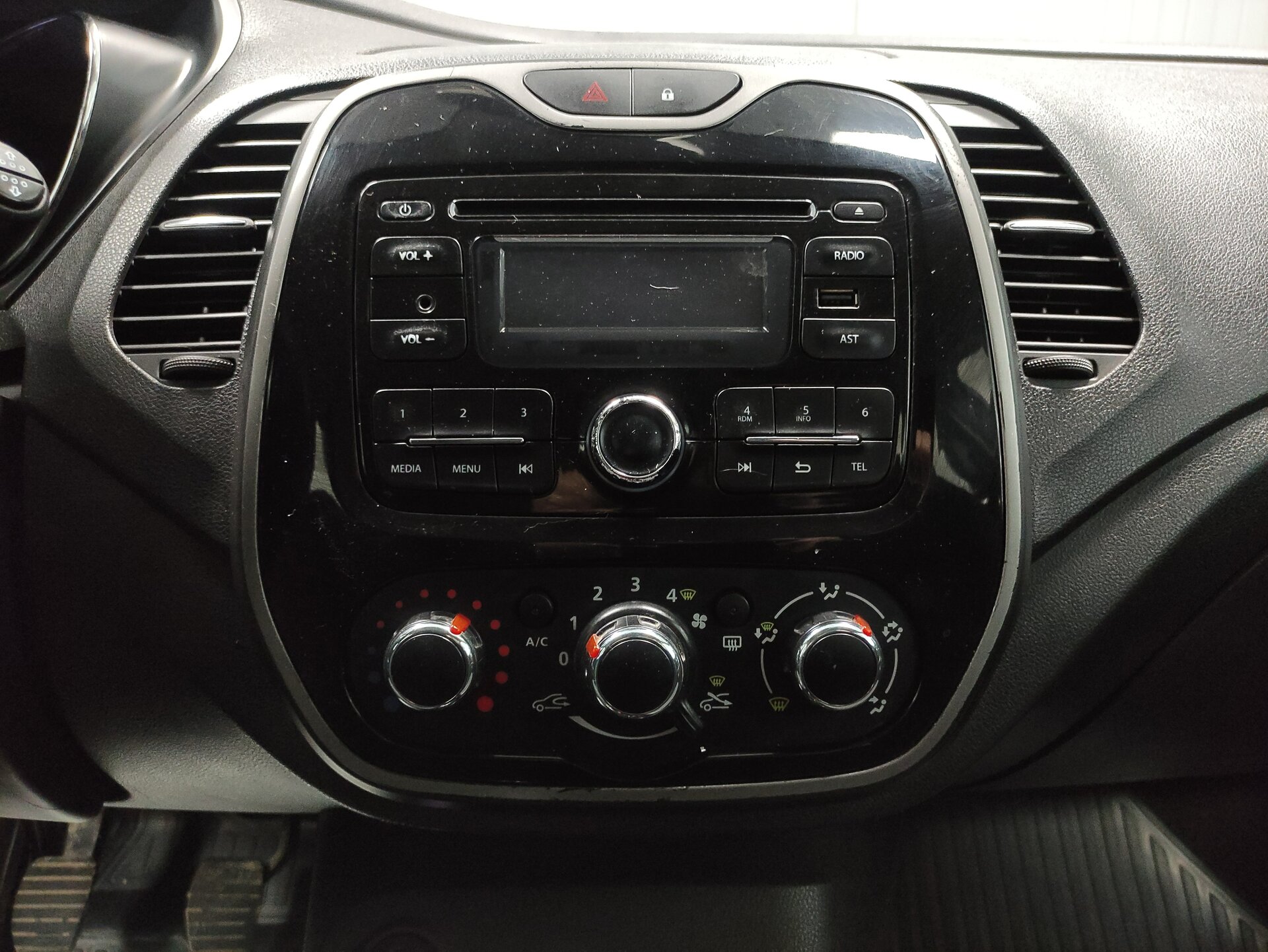 Renault Kaptur, I 2016