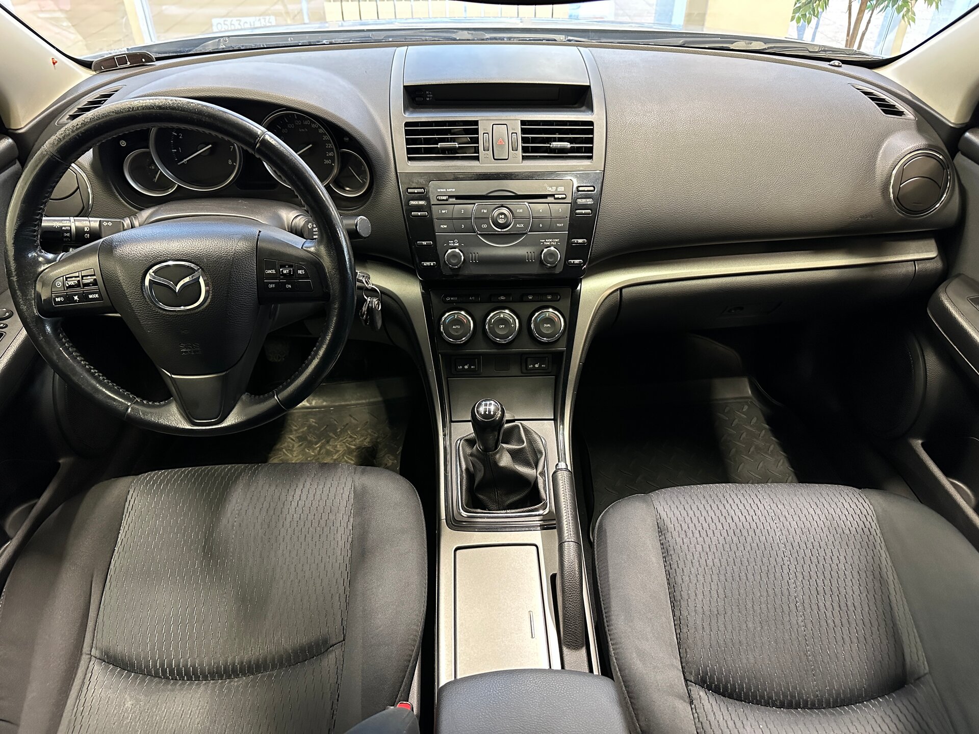 Mazda 6, II (GH) Рестайлинг 2011 Mazda 6, II (GH) Рестайлинг 2011