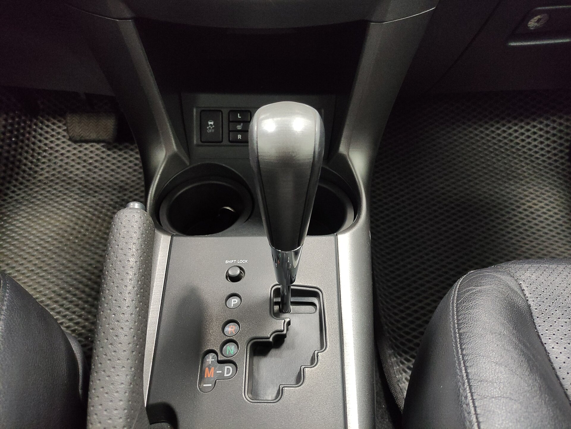 Toyota RAV4, III (XA30) Рестайлинг 2011