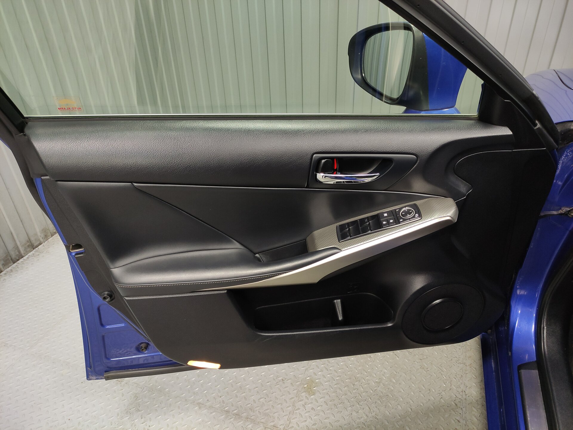 Lexus IS, III 2013 Lexus IS, III 2013