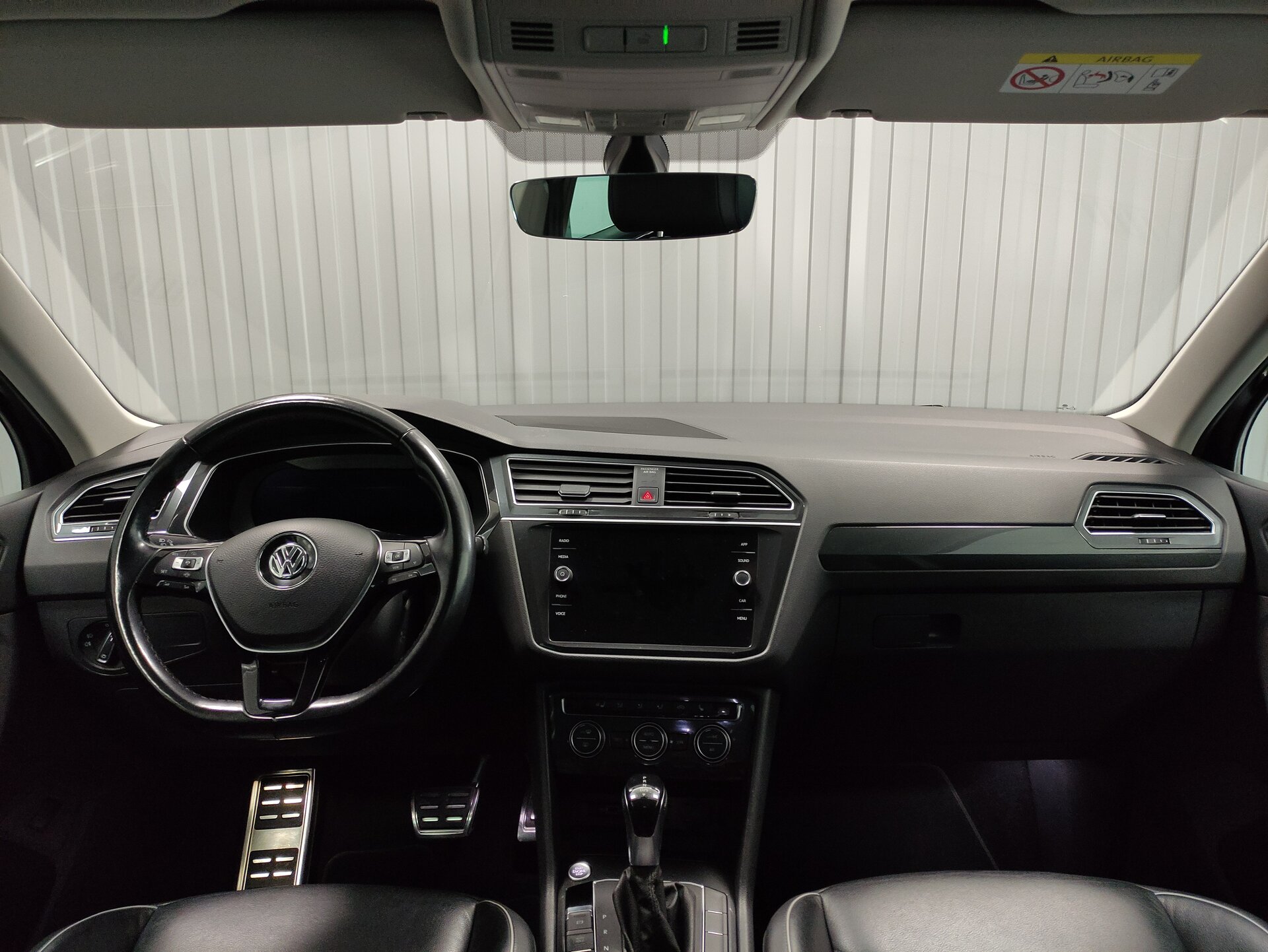 Volkswagen Tiguan, II 2018