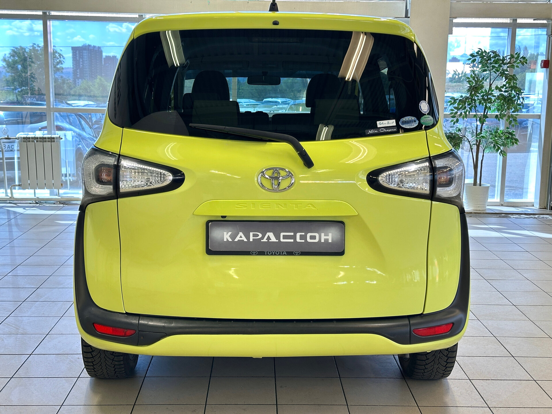 Toyota Sienta, II 2017