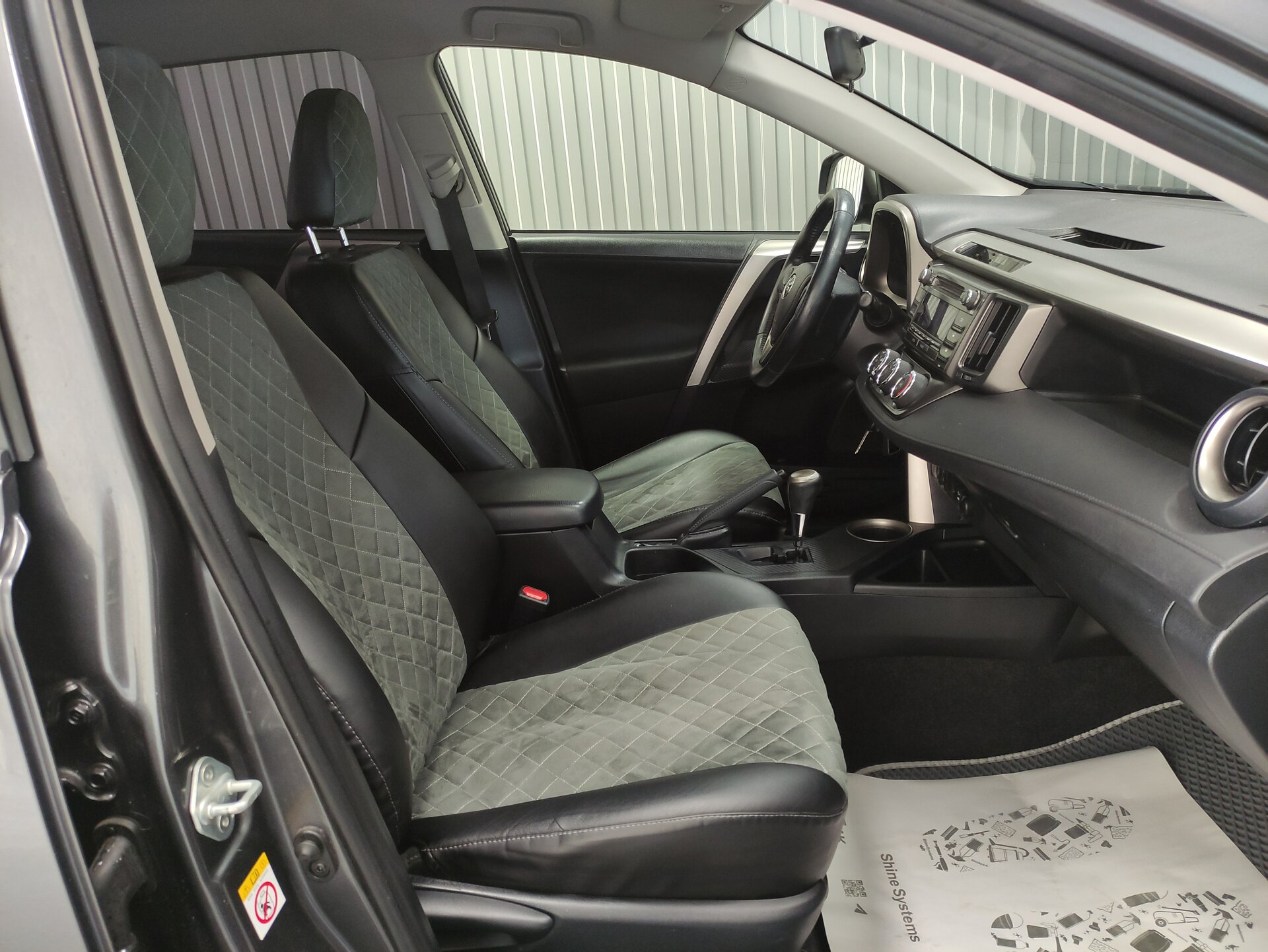 Toyota RAV4, IV (XA40) 2013 Toyota RAV4, IV (XA40) 2013