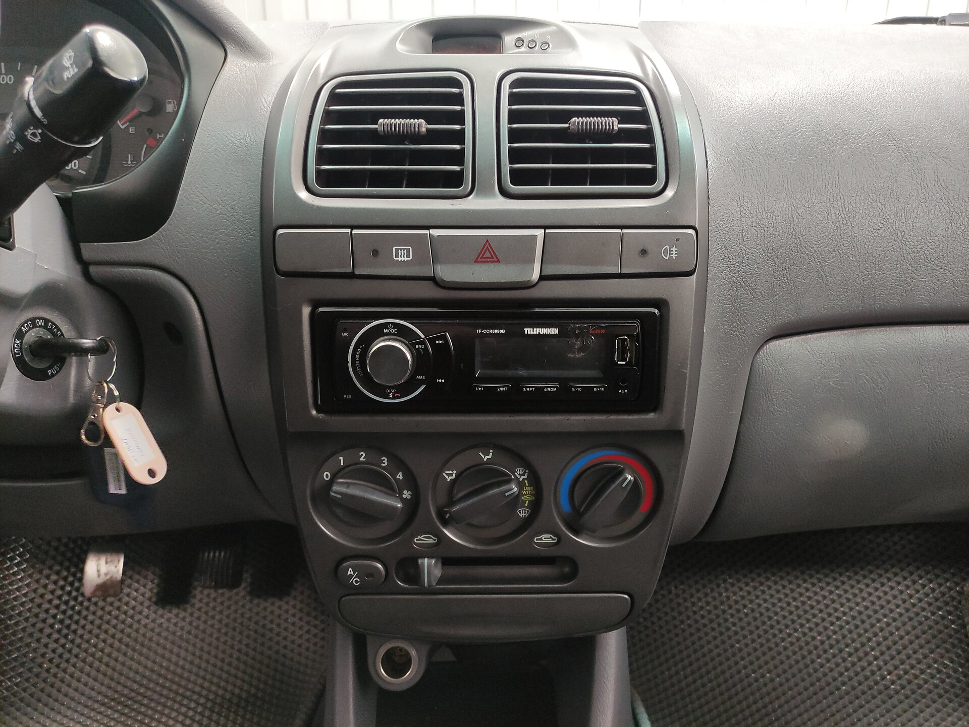 Hyundai Accent, II 2008