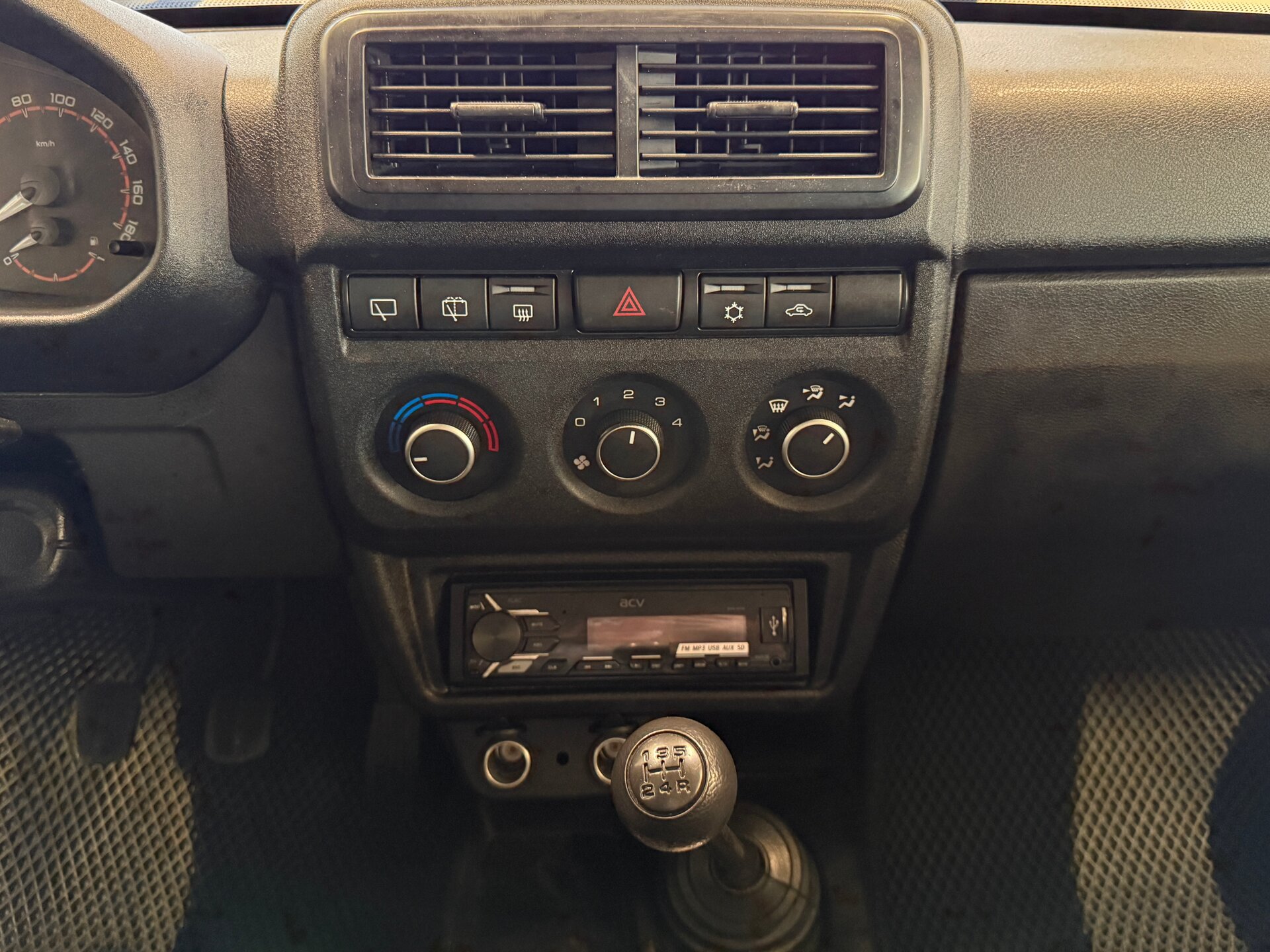 Lada (ВАЗ) Niva Legend, I 2024