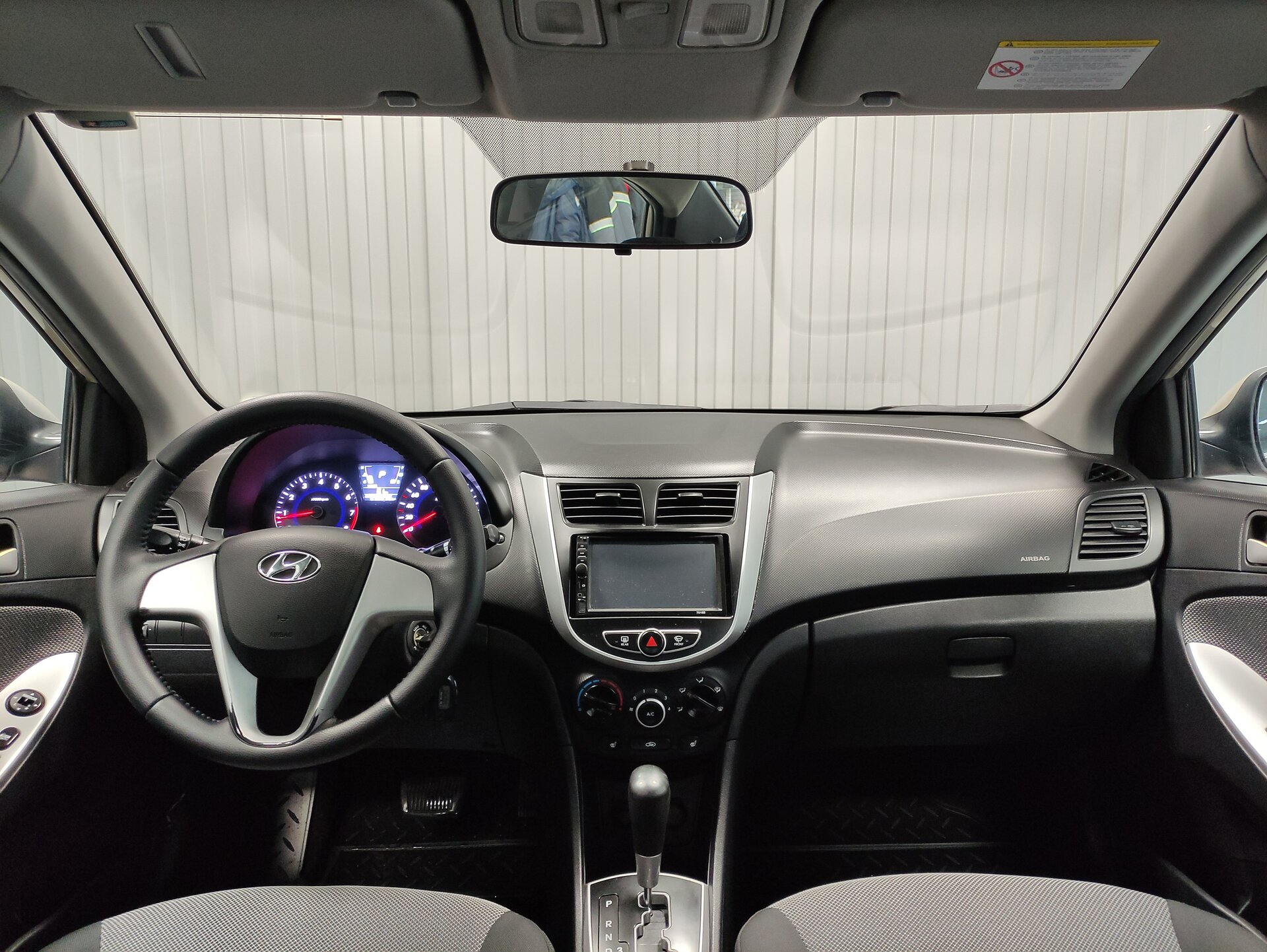 Hyundai Solaris, I 2011