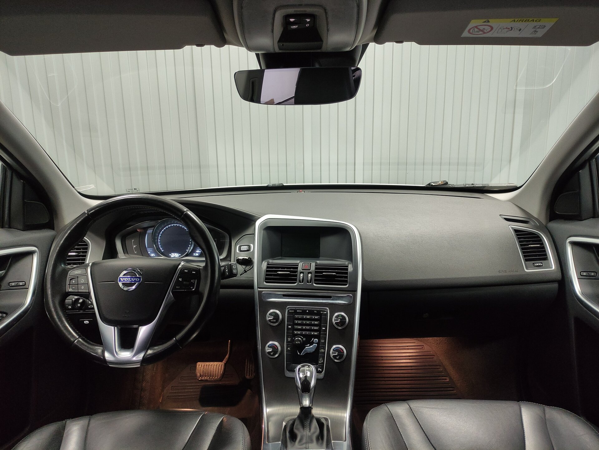 Volvo XC60, I Рестайлинг 2015