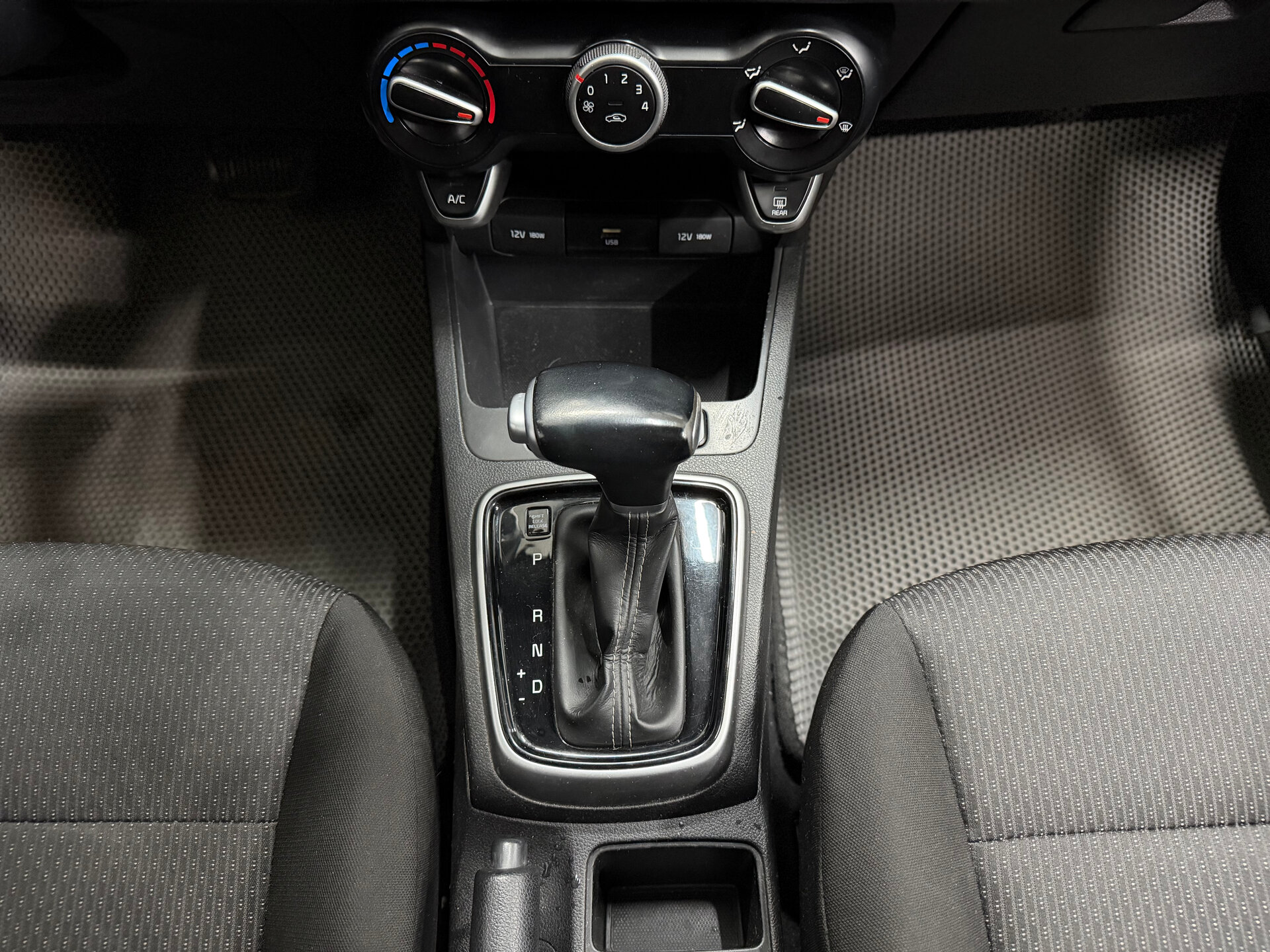Kia Rio, IV Рестайлинг 2021 Kia Rio, IV Рестайлинг 2021