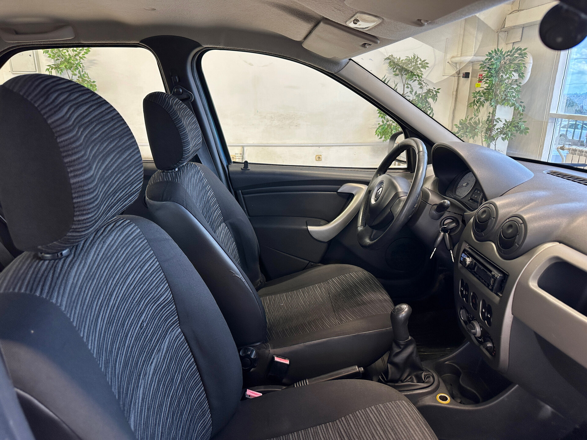 Renault Logan, I Рестайлинг 2010