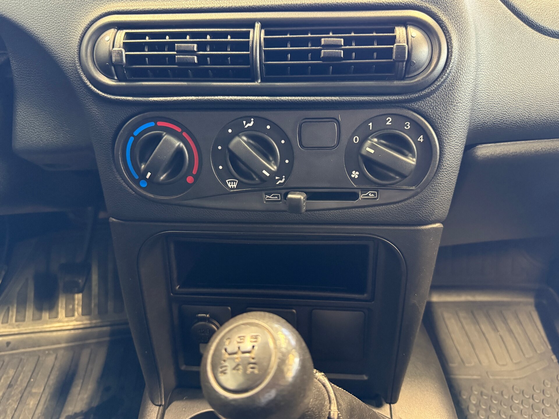 Lada (ВАЗ) Niva Travel, I 2022