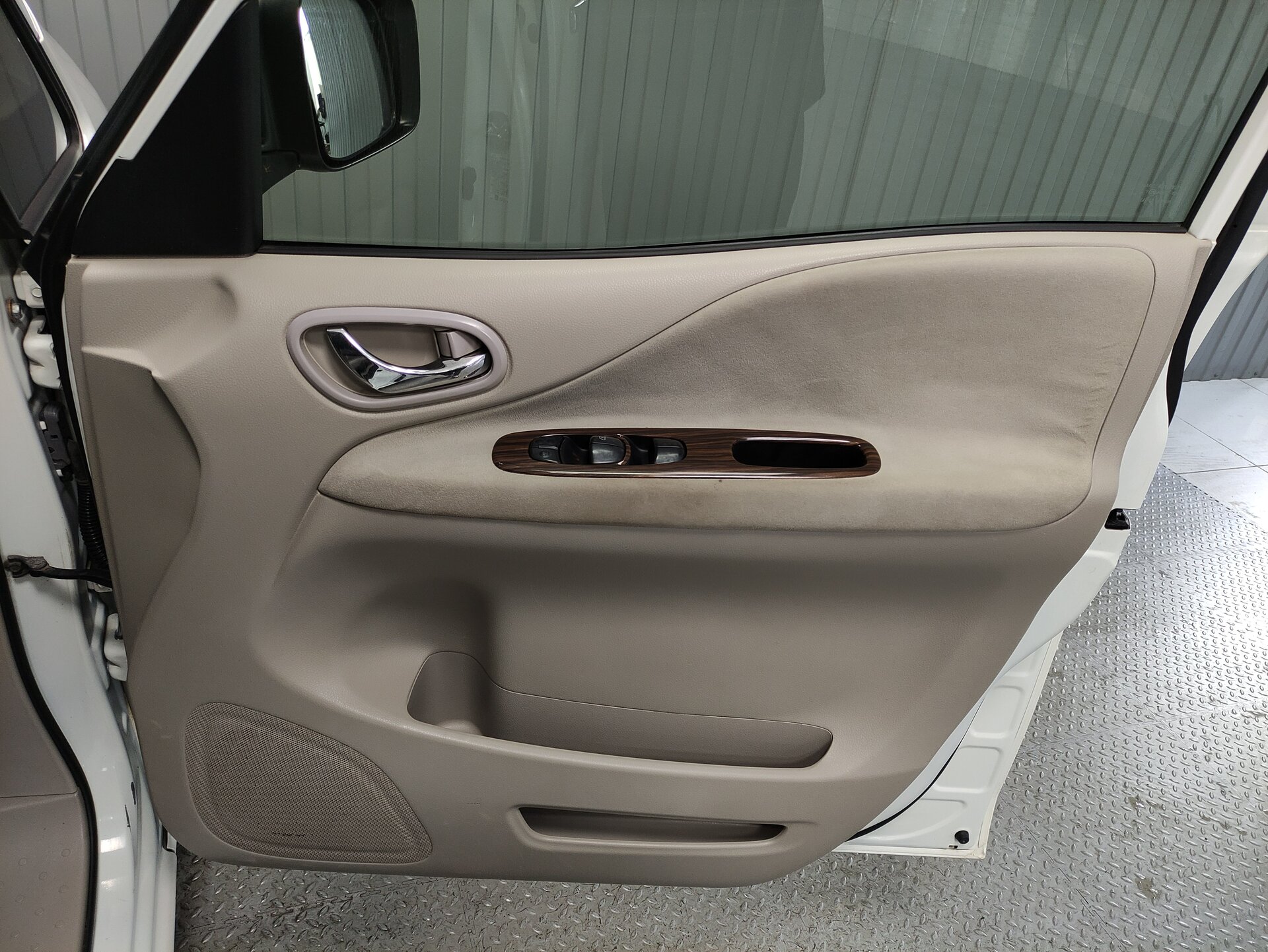 Nissan Serena, IV (C26) 2014