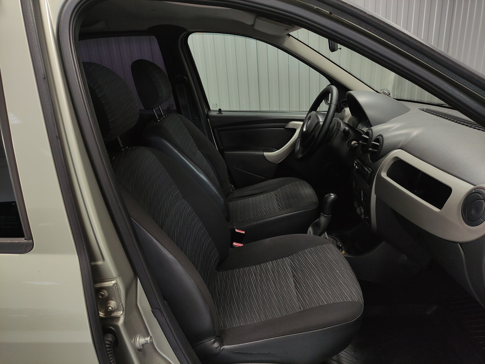 Renault Logan, I Рестайлинг 2010