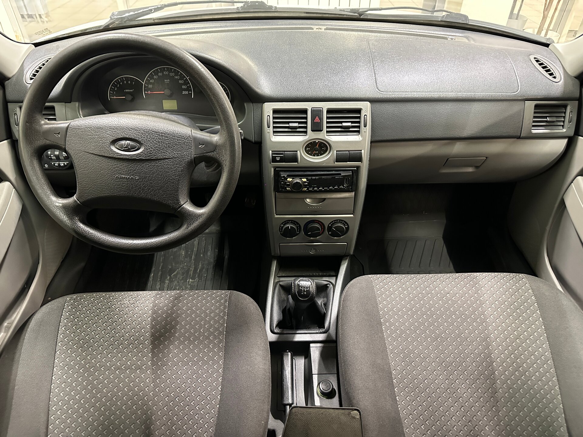 Lada (ВАЗ) Priora, I 2010 Lada (ВАЗ) Priora, I 2010
