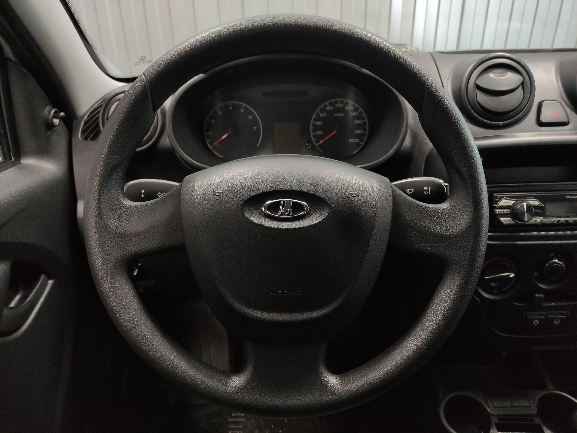 Lada (ВАЗ) Granta, I 2017