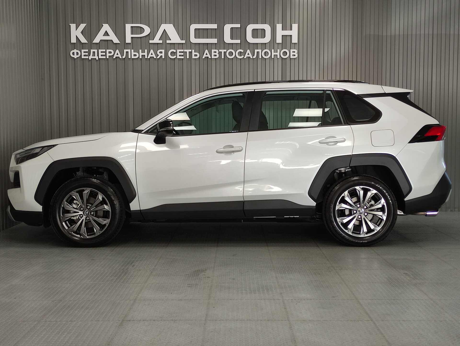 Toyota RAV4, V (XA50) 2024
