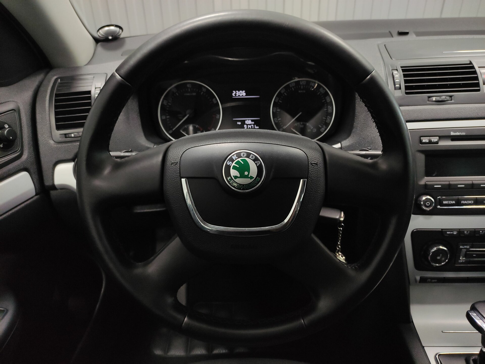 Skoda Octavia, II (A5) Рестайлинг 2011