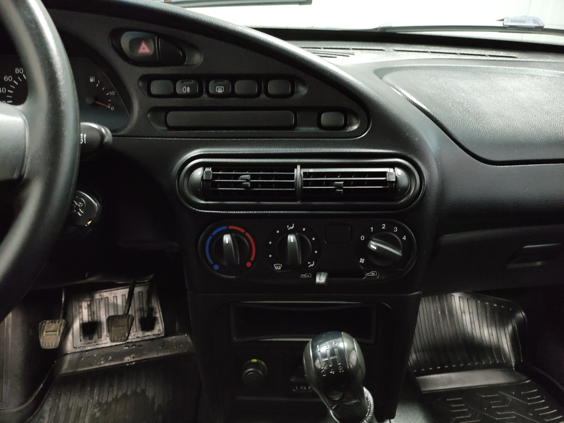 Chevrolet Niva, I Рестайлинг 2014