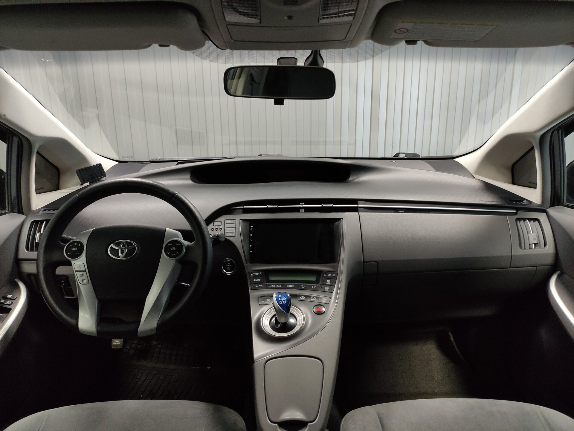 Toyota Prius, III Рестайлинг (XW30) 2011 Toyota Prius, III Рестайлинг (XW30) 2011
