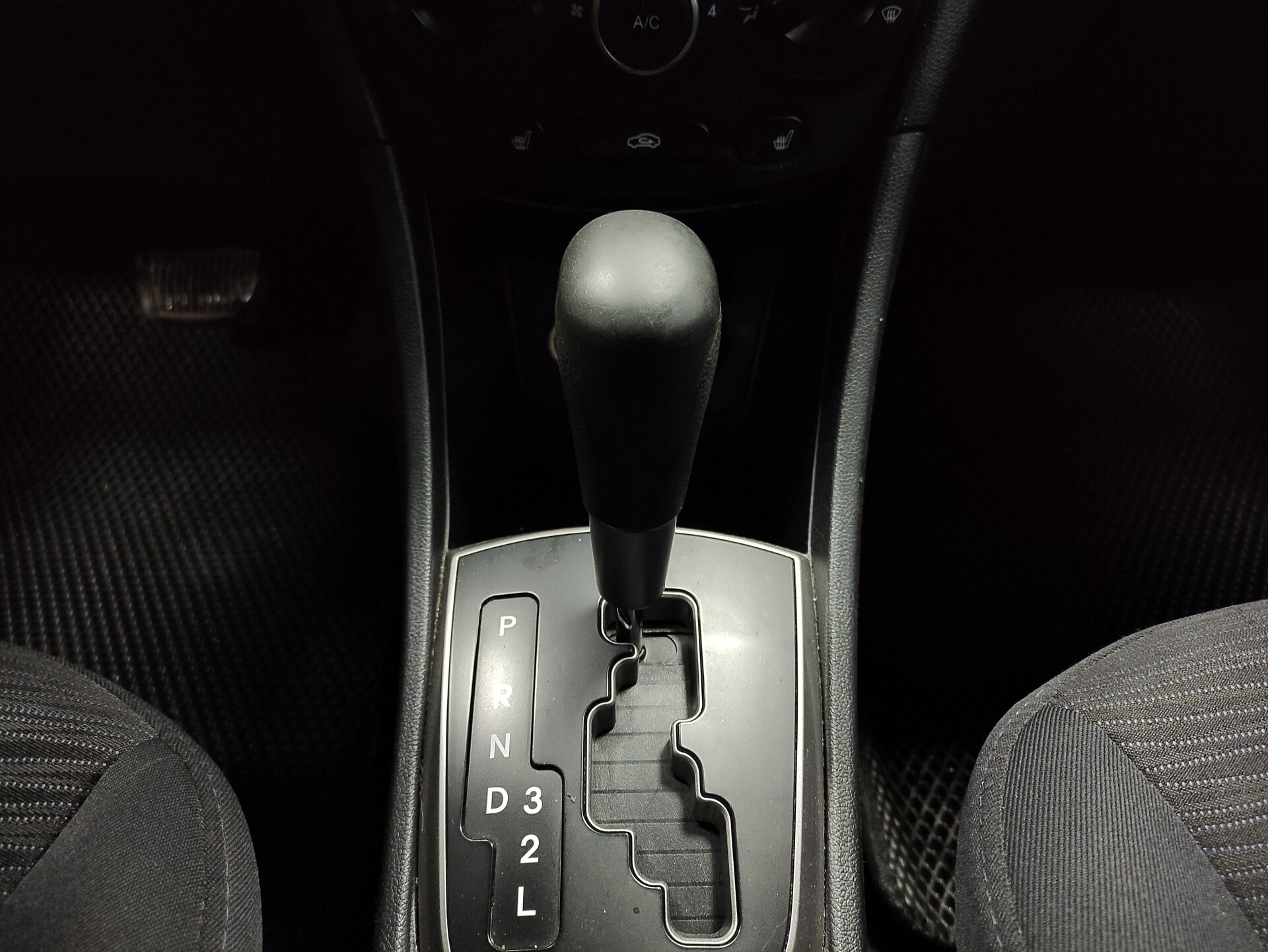 Hyundai Solaris, I Рестайлинг 2015 Hyundai Solaris, I Рестайлинг 2015