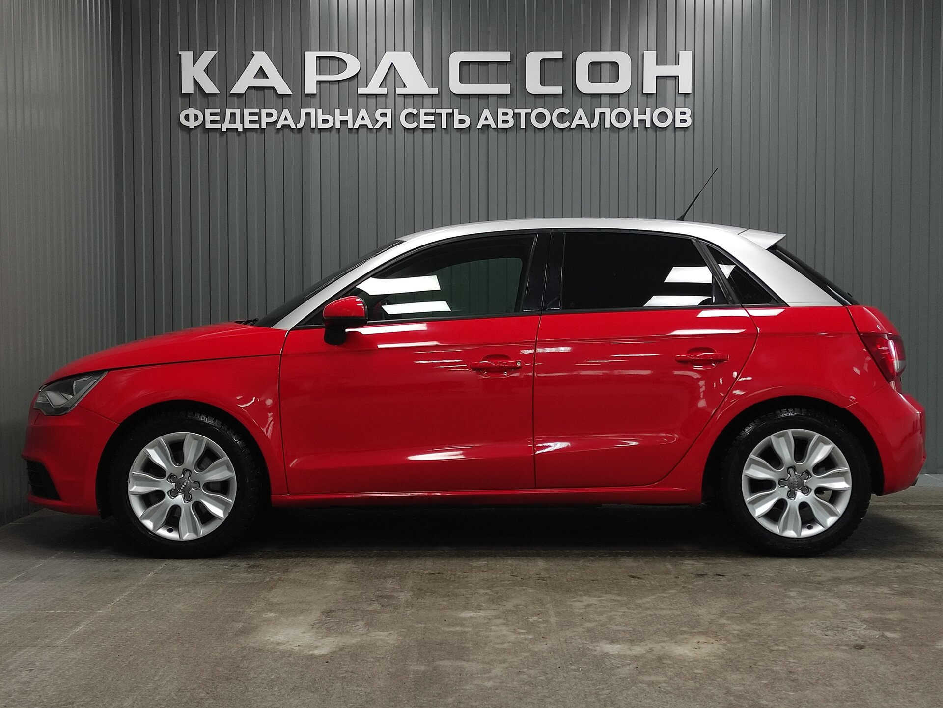 Audi A1, I (8X) 2013