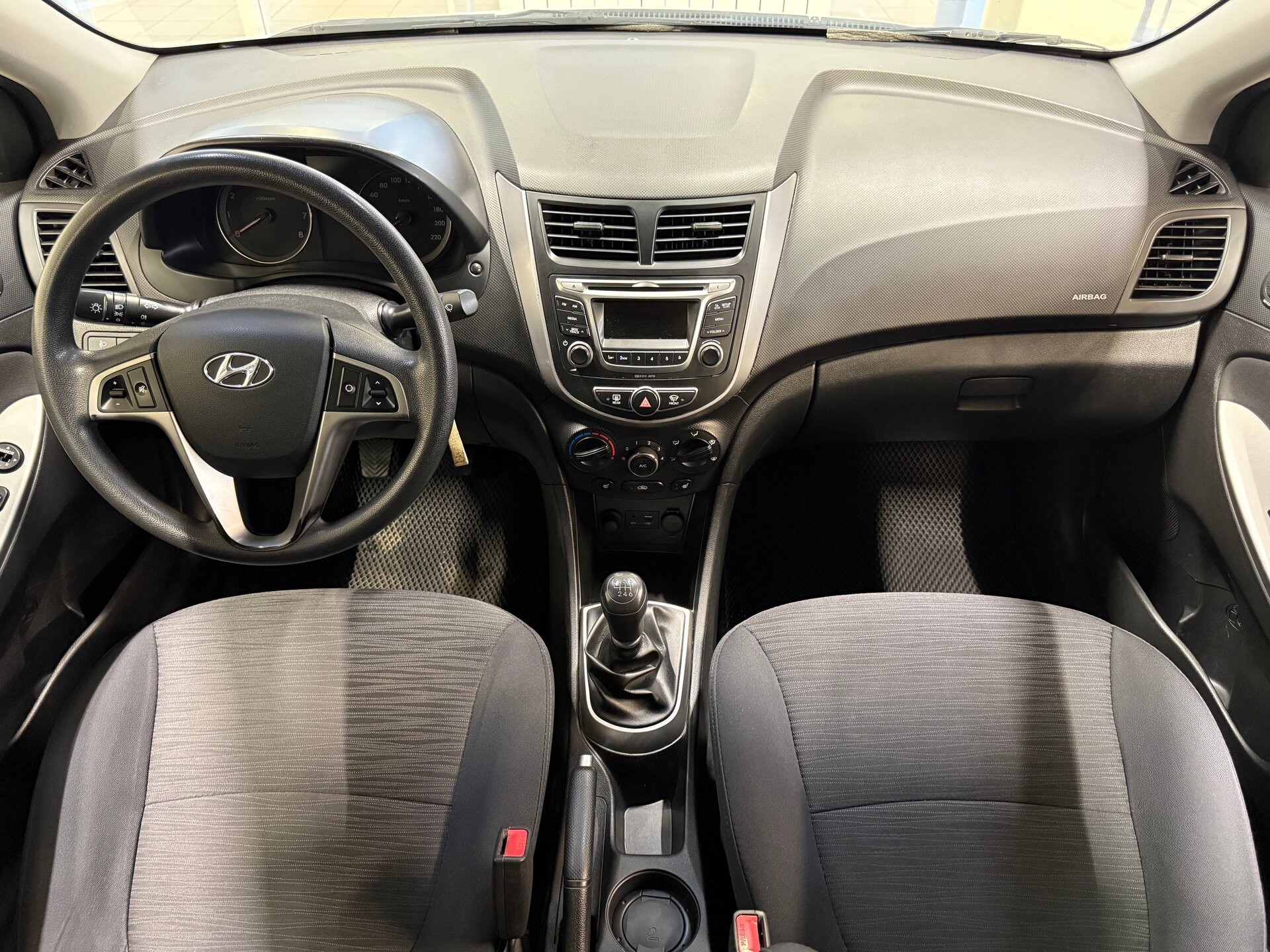Hyundai Solaris, I Рестайлинг 2016