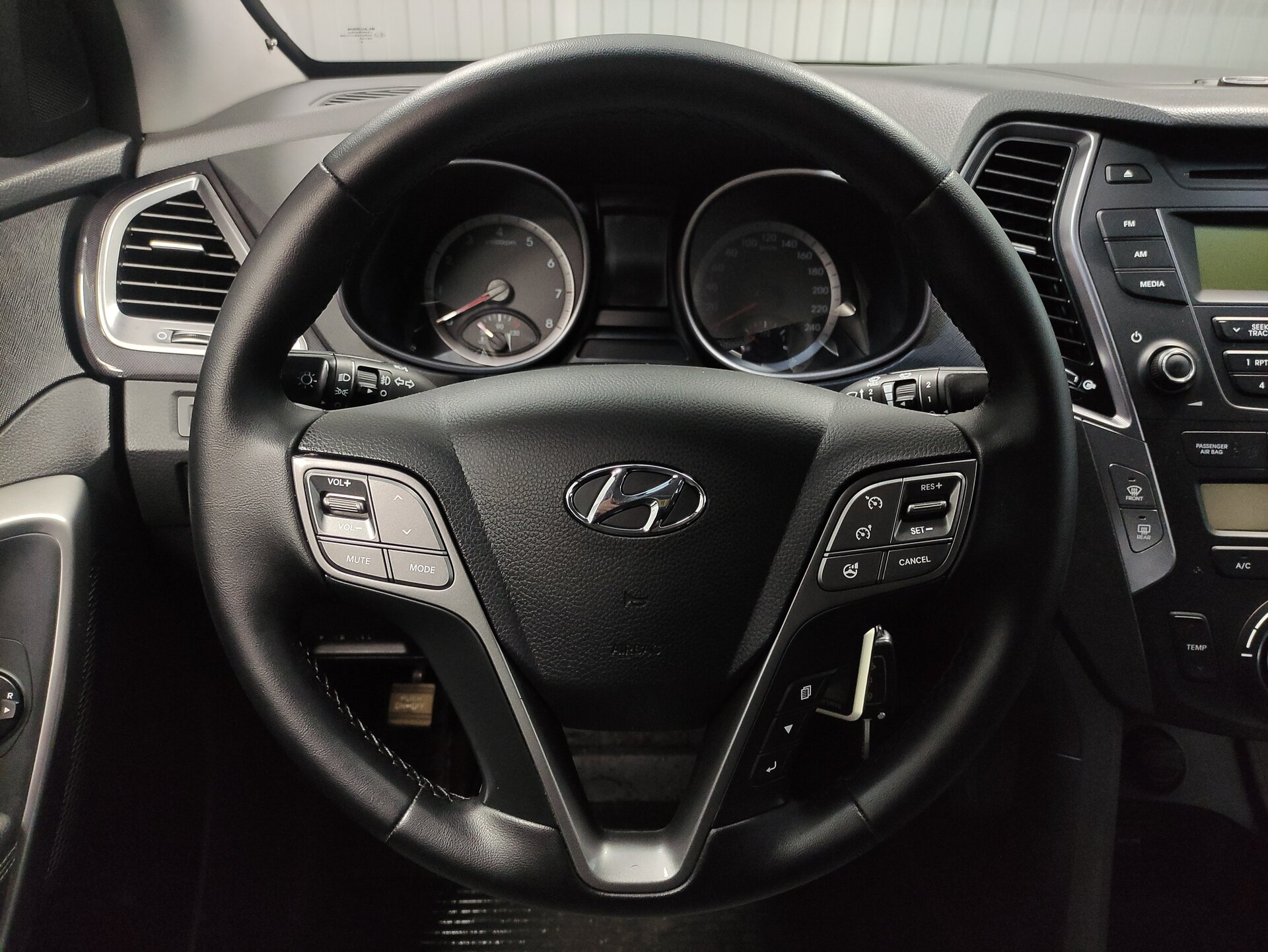 Hyundai Santa Fe, III 2014 Hyundai Santa Fe, III 2014