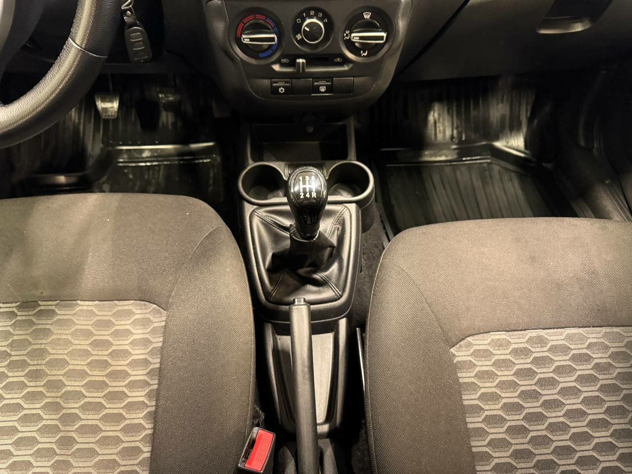 Lada (ВАЗ) Granta, I Рестайлинг 2019 Lada (ВАЗ) Granta, I Рестайлинг 2019