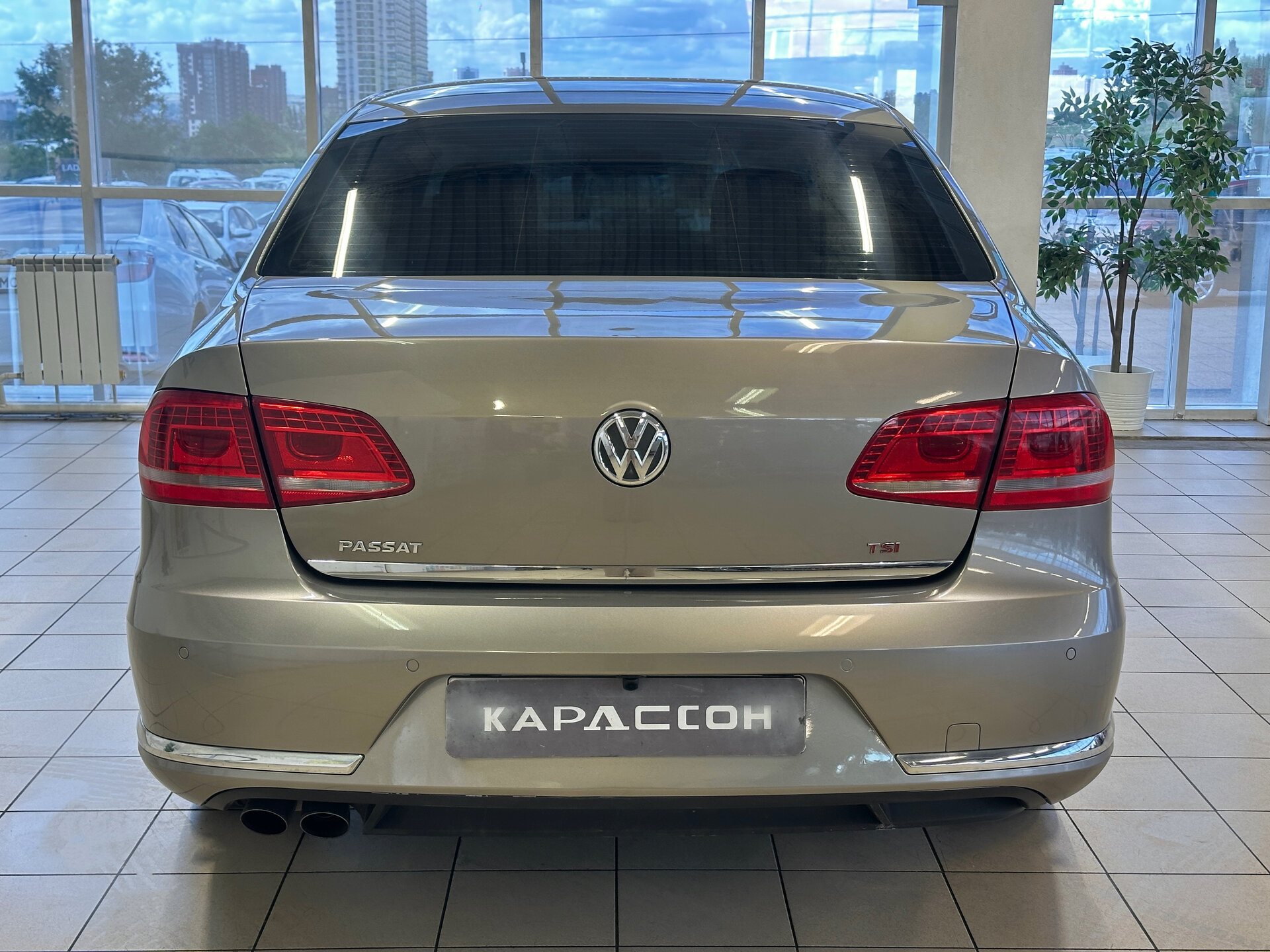 Volkswagen Passat, B7 2012