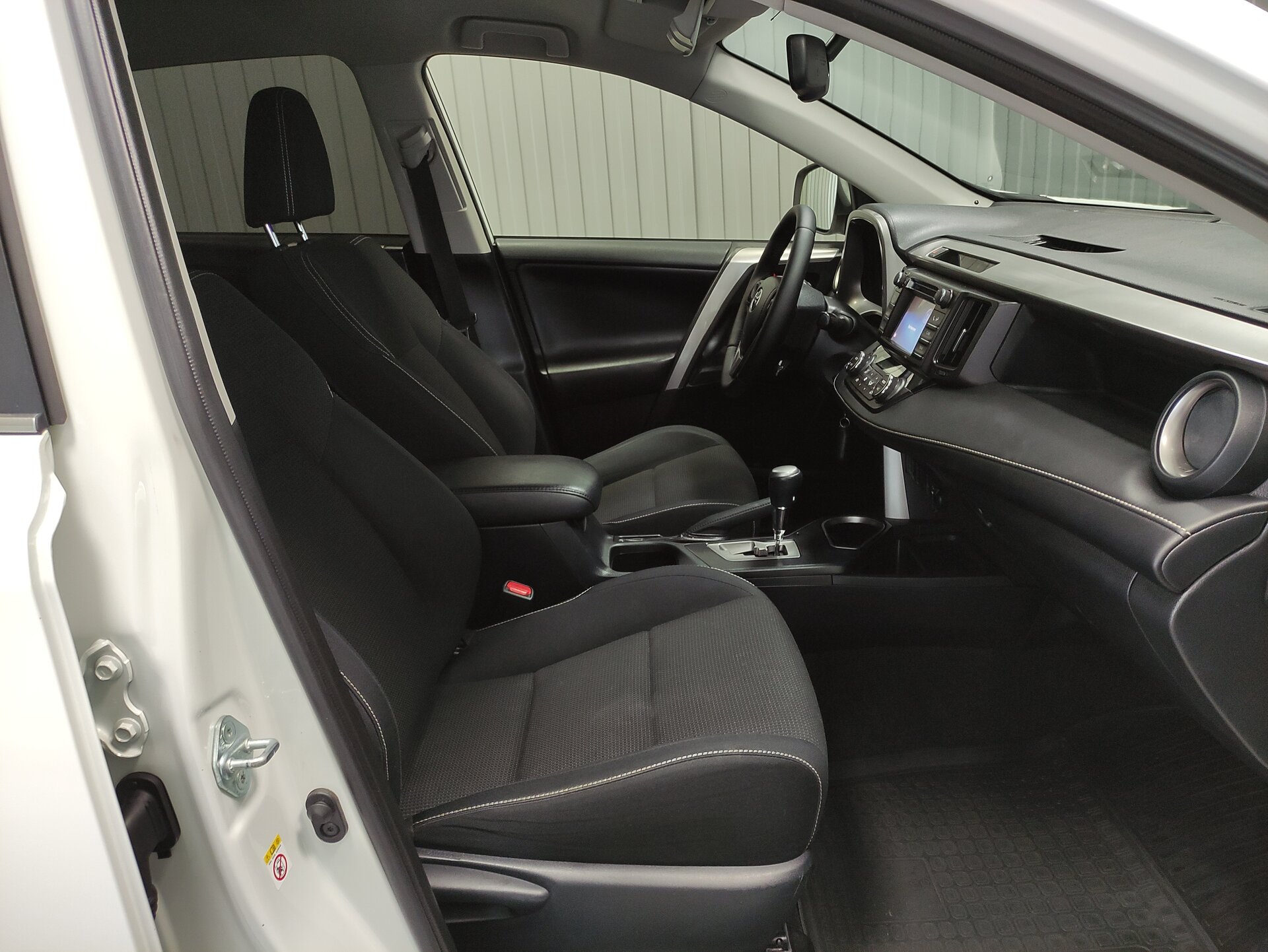 Toyota RAV4, IV (XA40) Рестайлинг 2016