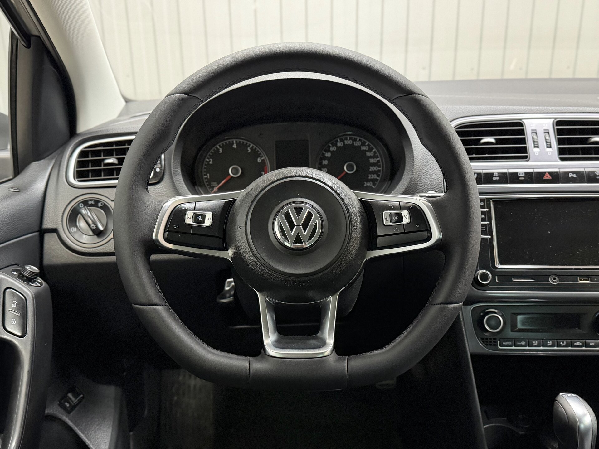 Volkswagen Polo, V Рестайлинг 2018