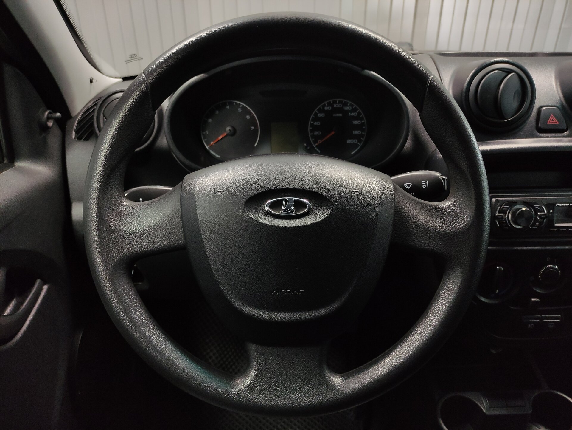 Lada (ВАЗ) Granta, I 2017 Lada (ВАЗ) Granta, I 2017
