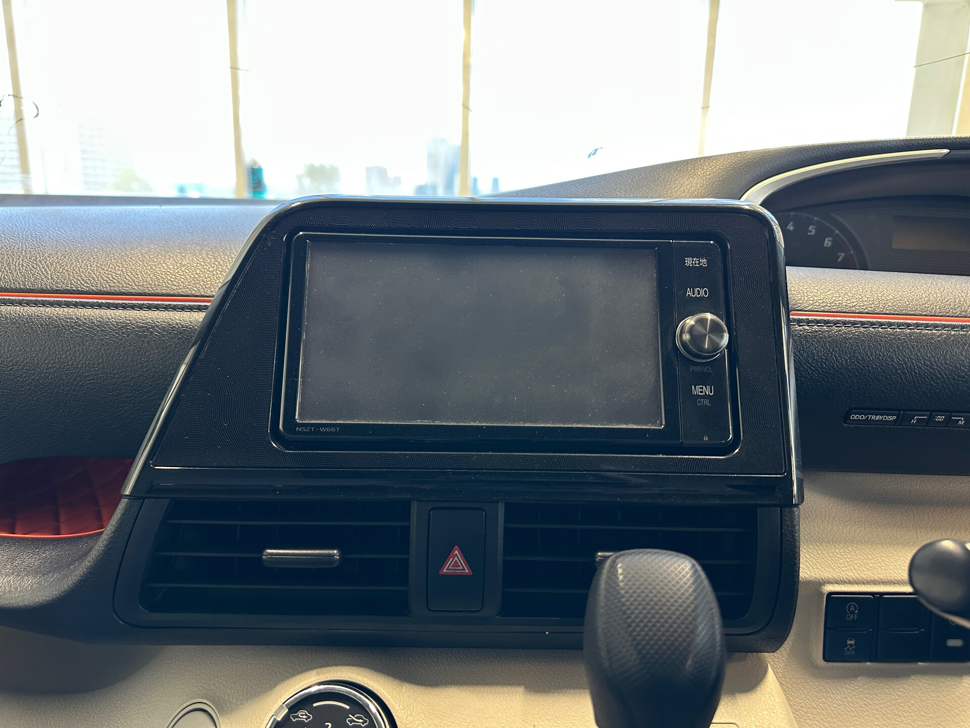 Toyota Sienta, II 2017