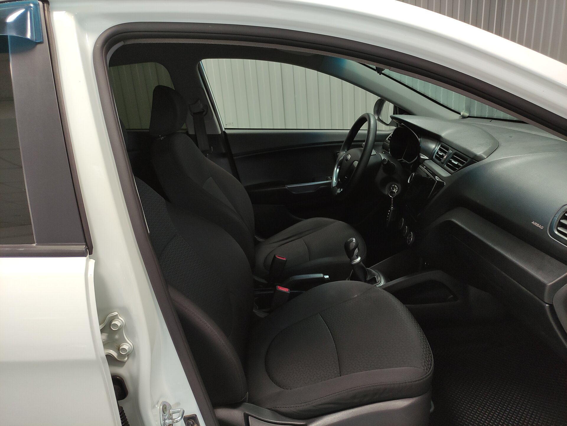 Kia Rio, III Рестайлинг 2016 Kia Rio, III Рестайлинг 2016