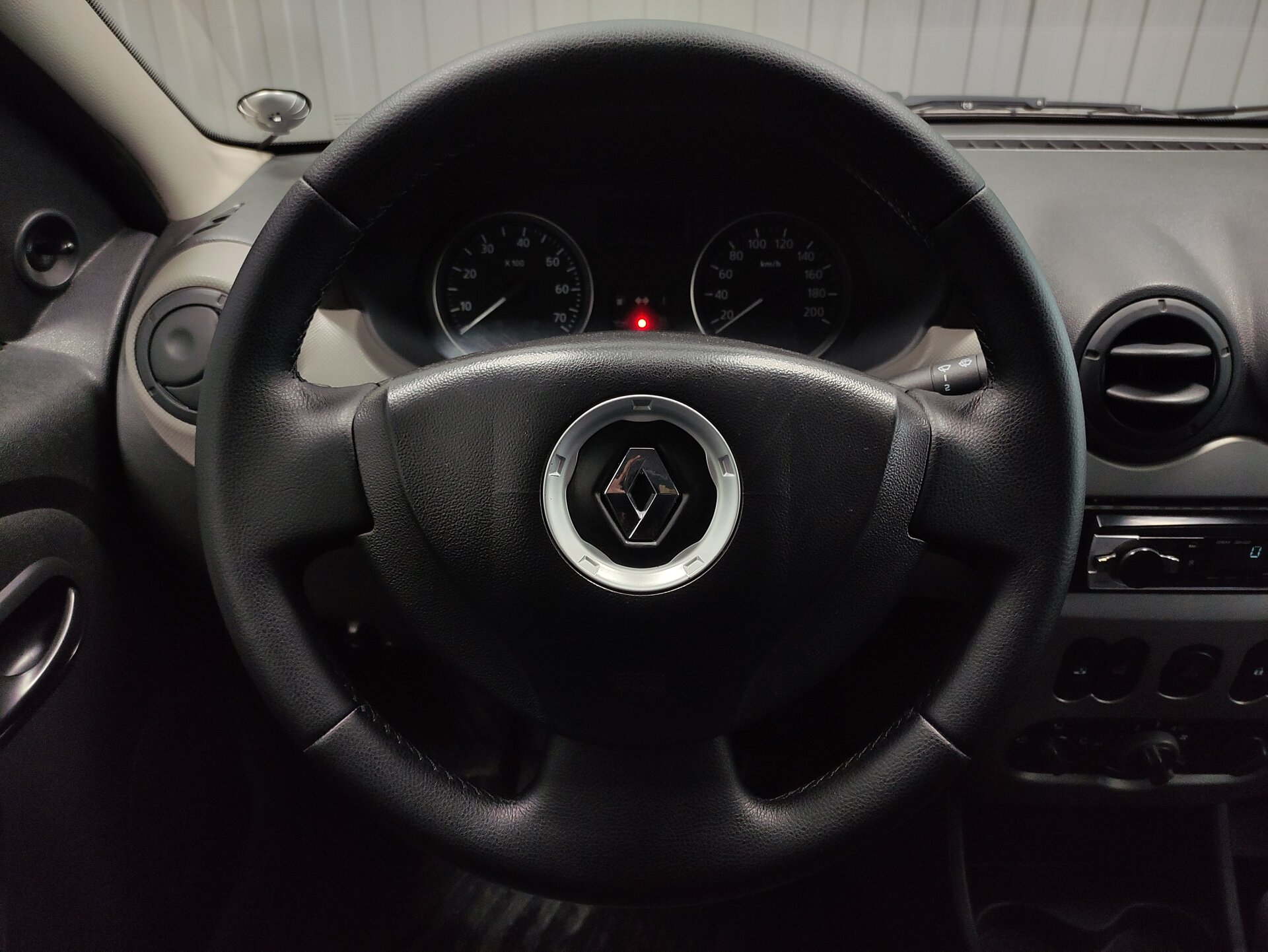 Renault Logan, I Рестайлинг 2010