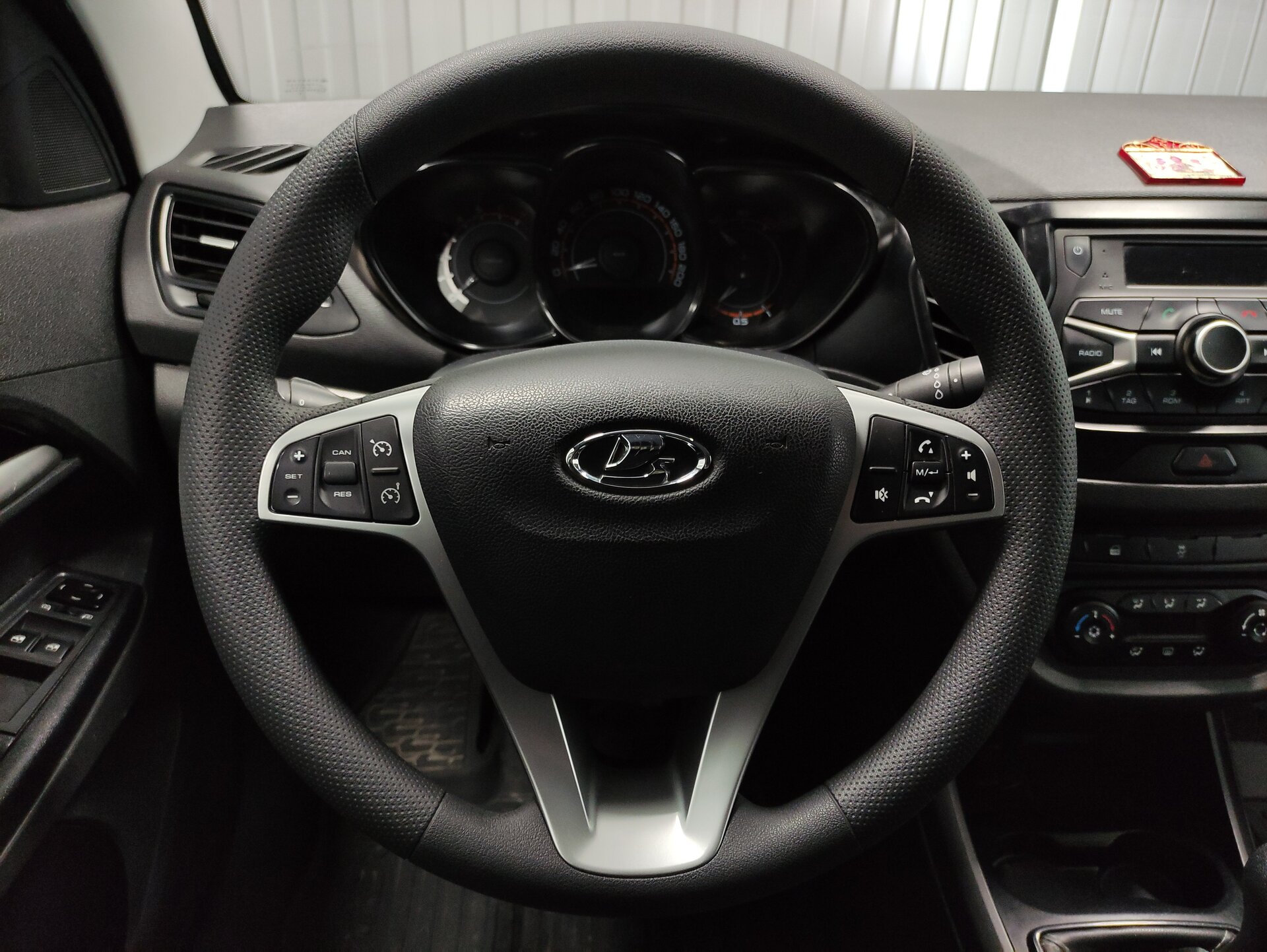 Lada (ВАЗ) Vesta, I 2018