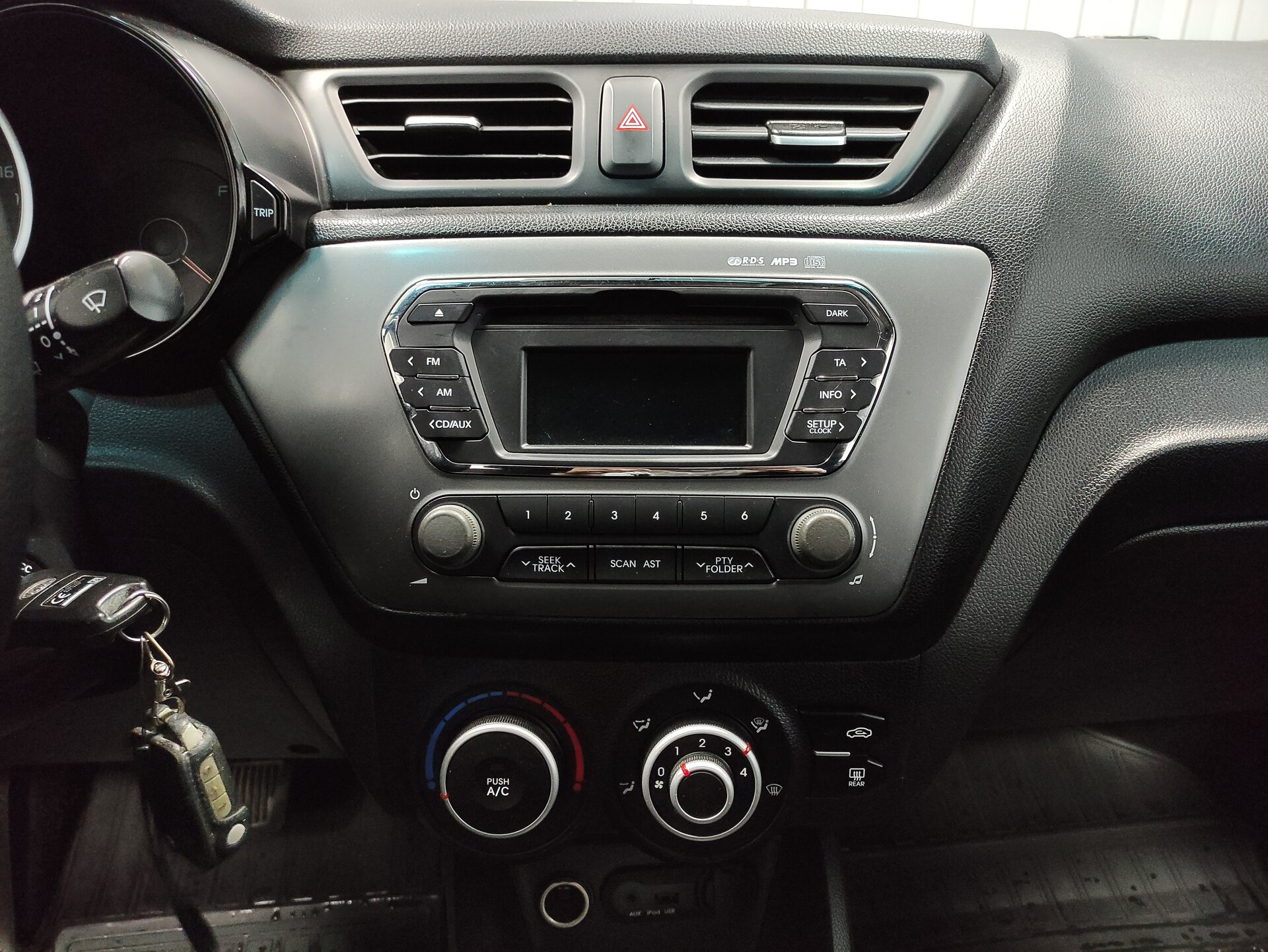 Kia Rio, III 2012 Kia Rio, III 2012