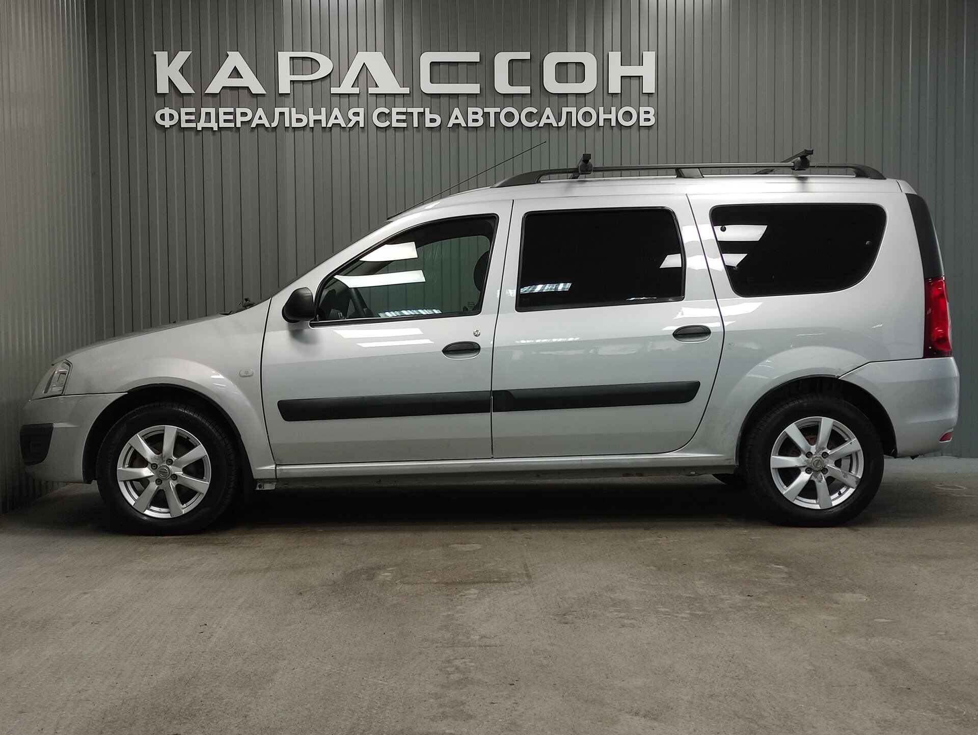 Lada (ВАЗ) Largus, I 2013