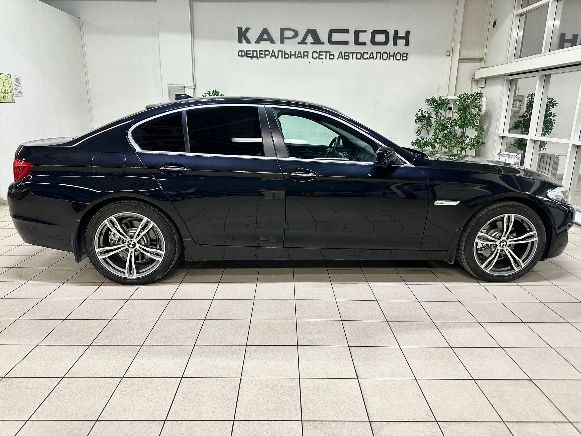 BMW 5 серии, VI (F10/F11/F07) 2010 BMW 5 серии, VI (F10/F11/F07) 2010