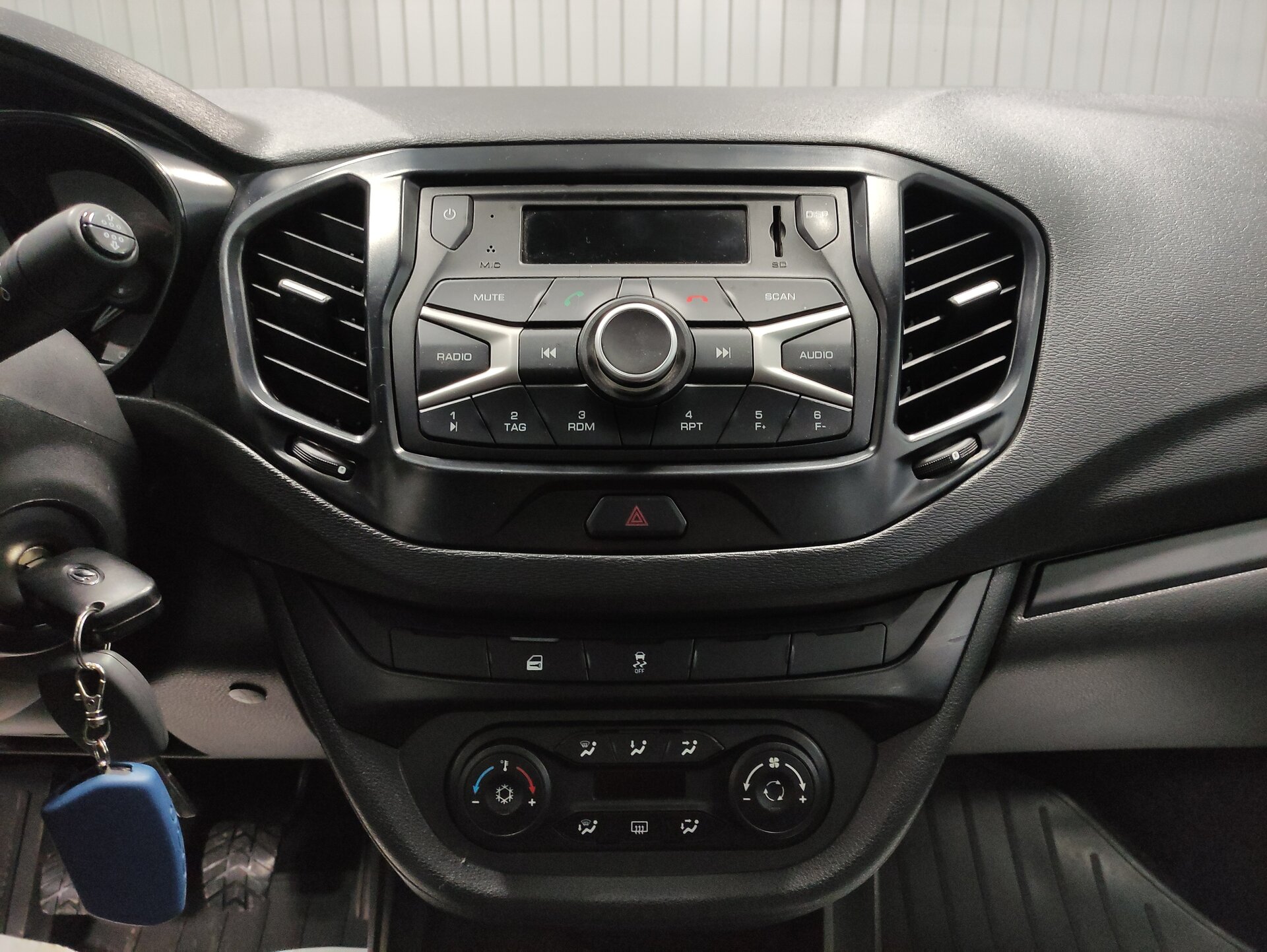 Lada (ВАЗ) Vesta, I 2021