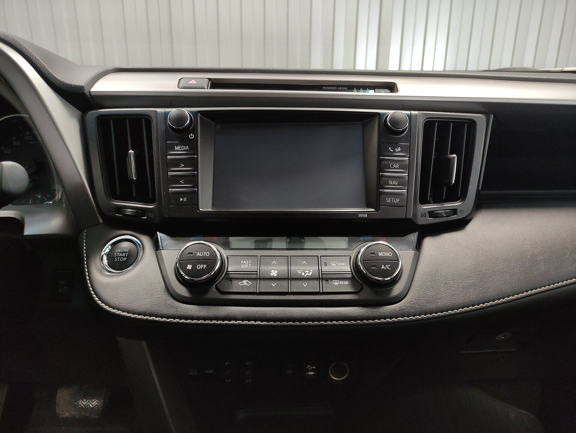 Toyota RAV4, IV (XA40) Рестайлинг 2017 Toyota RAV4, IV (XA40) Рестайлинг 2017
