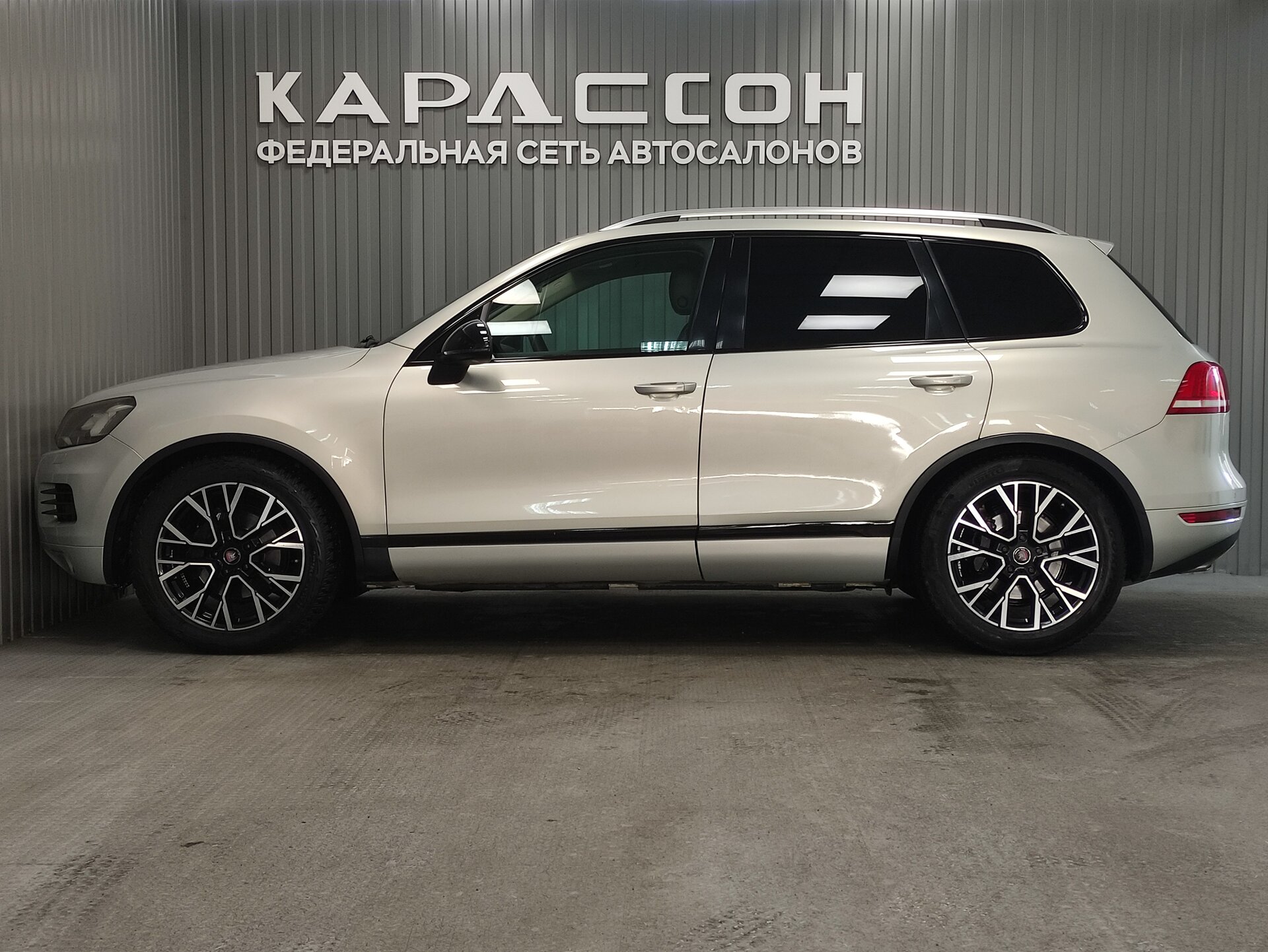 Volkswagen Touareg, II Рестайлинг 2014