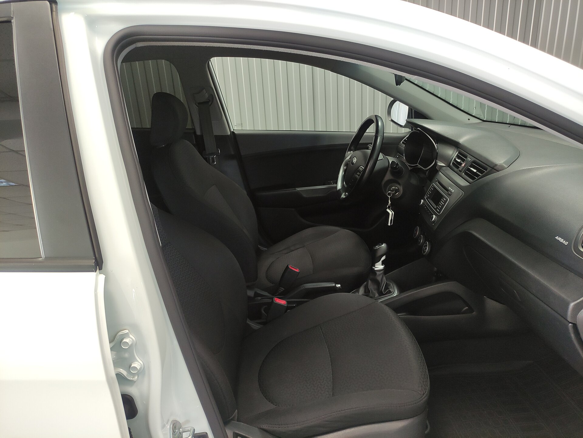 Kia Rio, III Рестайлинг 2015 Kia Rio, III Рестайлинг 2015