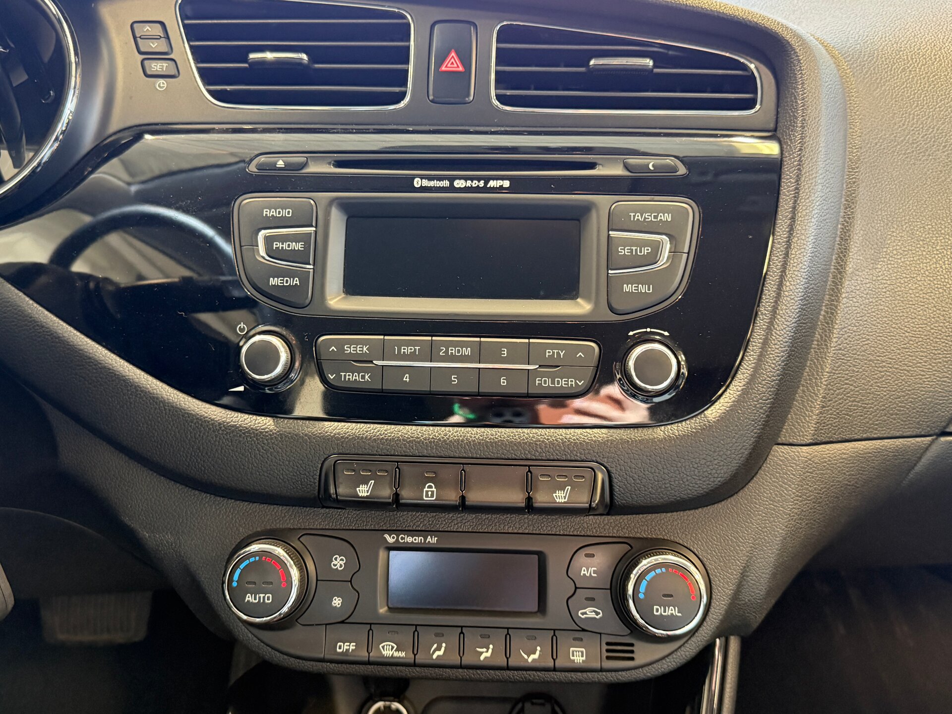 Kia Ceed, II 2012 Kia Ceed, II 2012