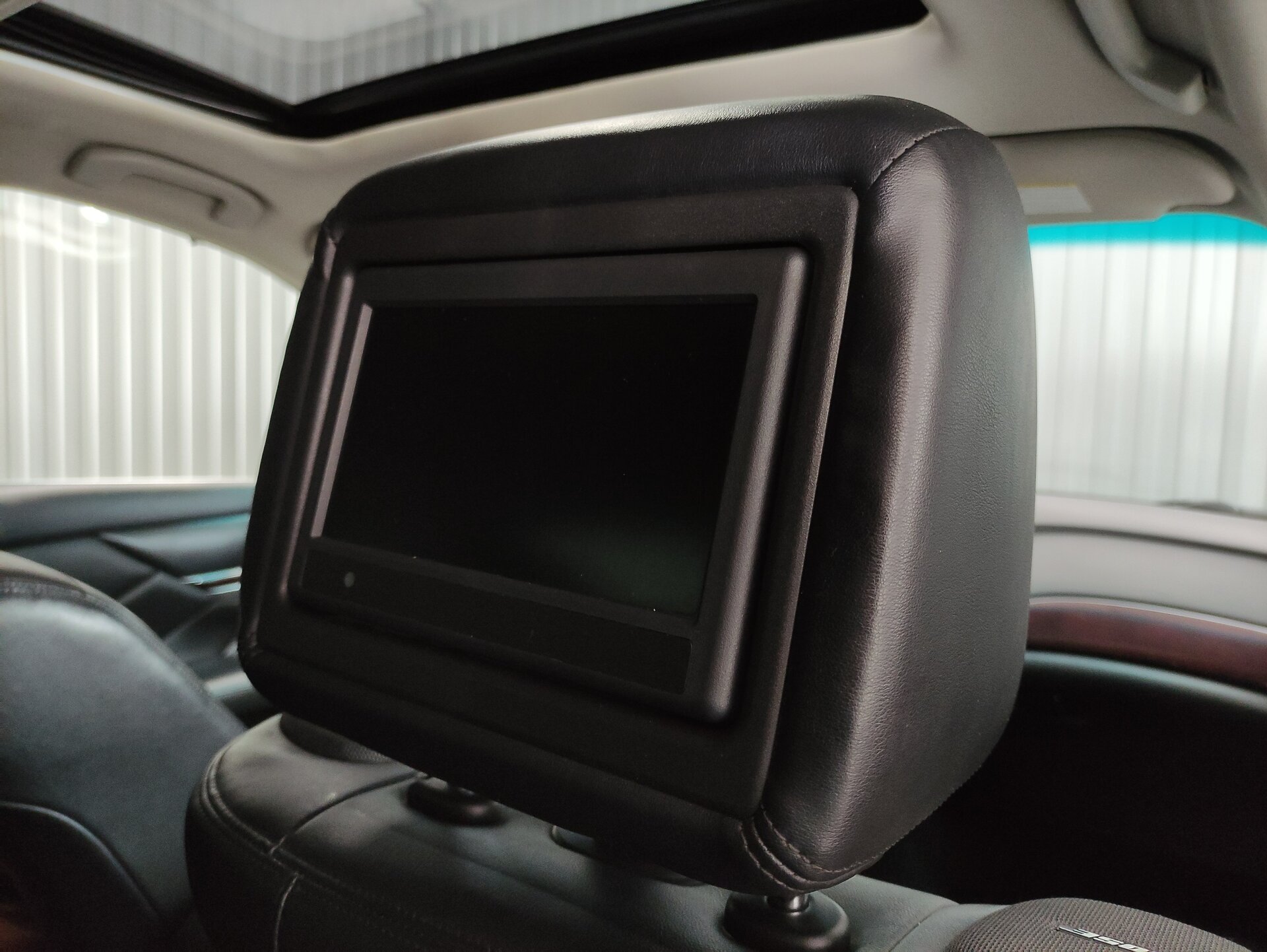 Infiniti M, IV 2012